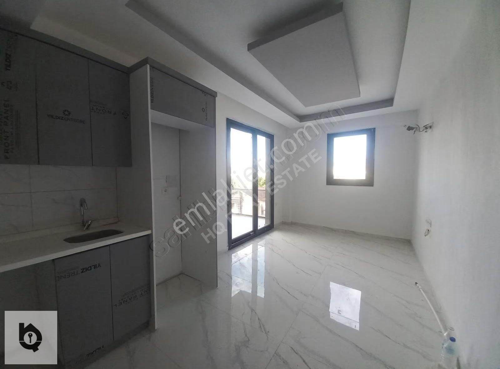 Hq Emlak'tan Ana Cadde Kiralık Ofis Ve Konut Uygun Daire