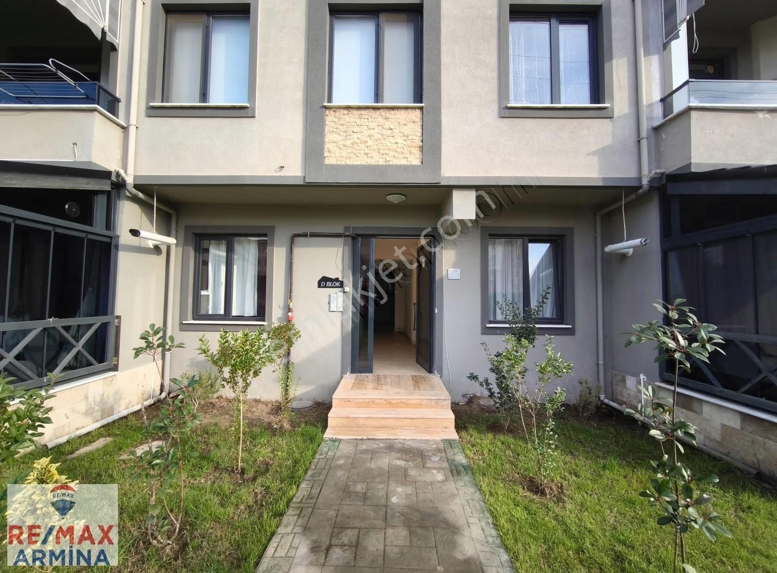 Mia Garden'da Havuzlu Lüks: 2+1 Amerikan Mutfak / 80 M² Fırsat - Görsel 8