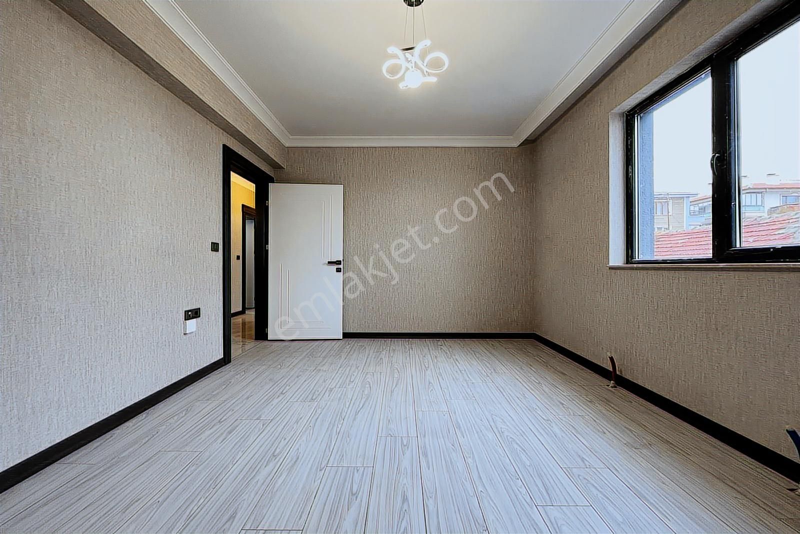 Kardeşler'den Ana Caddeye Bir Sk Sıfır Katta 3+1 Daire - Görsel 28