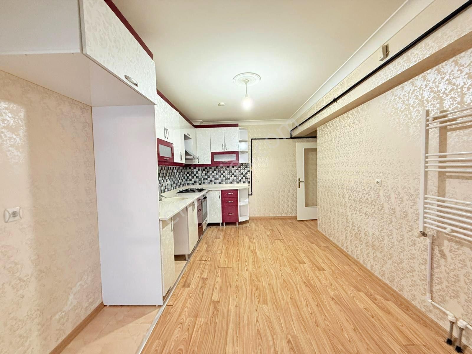 Yıldız'dan Kuruş Masrafsız Katta 3+1 E.banyolu Fırsat Dairesii !!! - Görsel 3