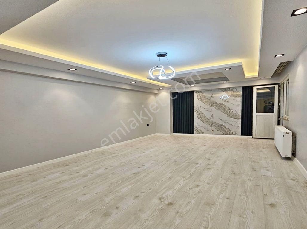 Ünal İnşaat'tan 2+1 Metrobüse Komşu Bahçeli Satılık Daire - Görsel 8