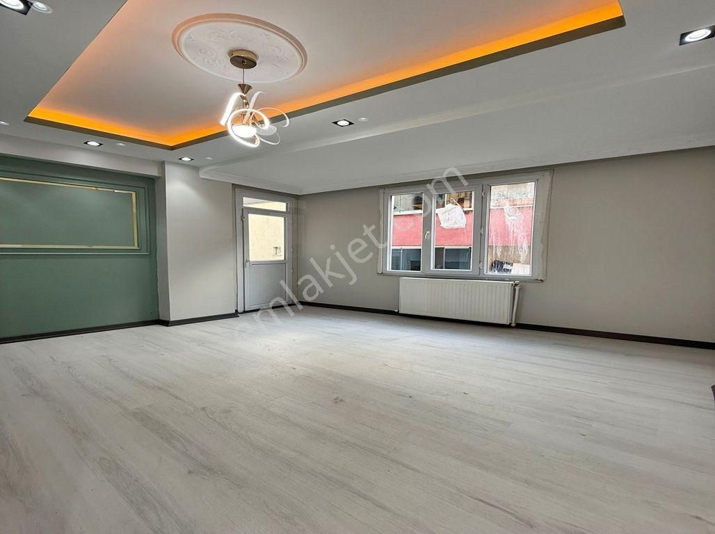 Ünal İnşaat'tan Emsallerinin Altında 3+1 Şık Dekorlu Ara Kat - Görsel 4