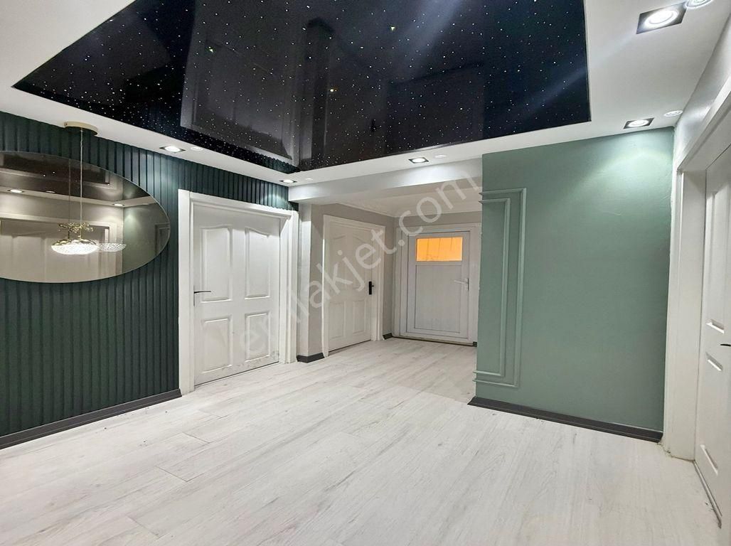 Ünal İnşaat'tan Emsallerinin Altında 3+1 Şık Dekorlu Ara Kat - Görsel 11