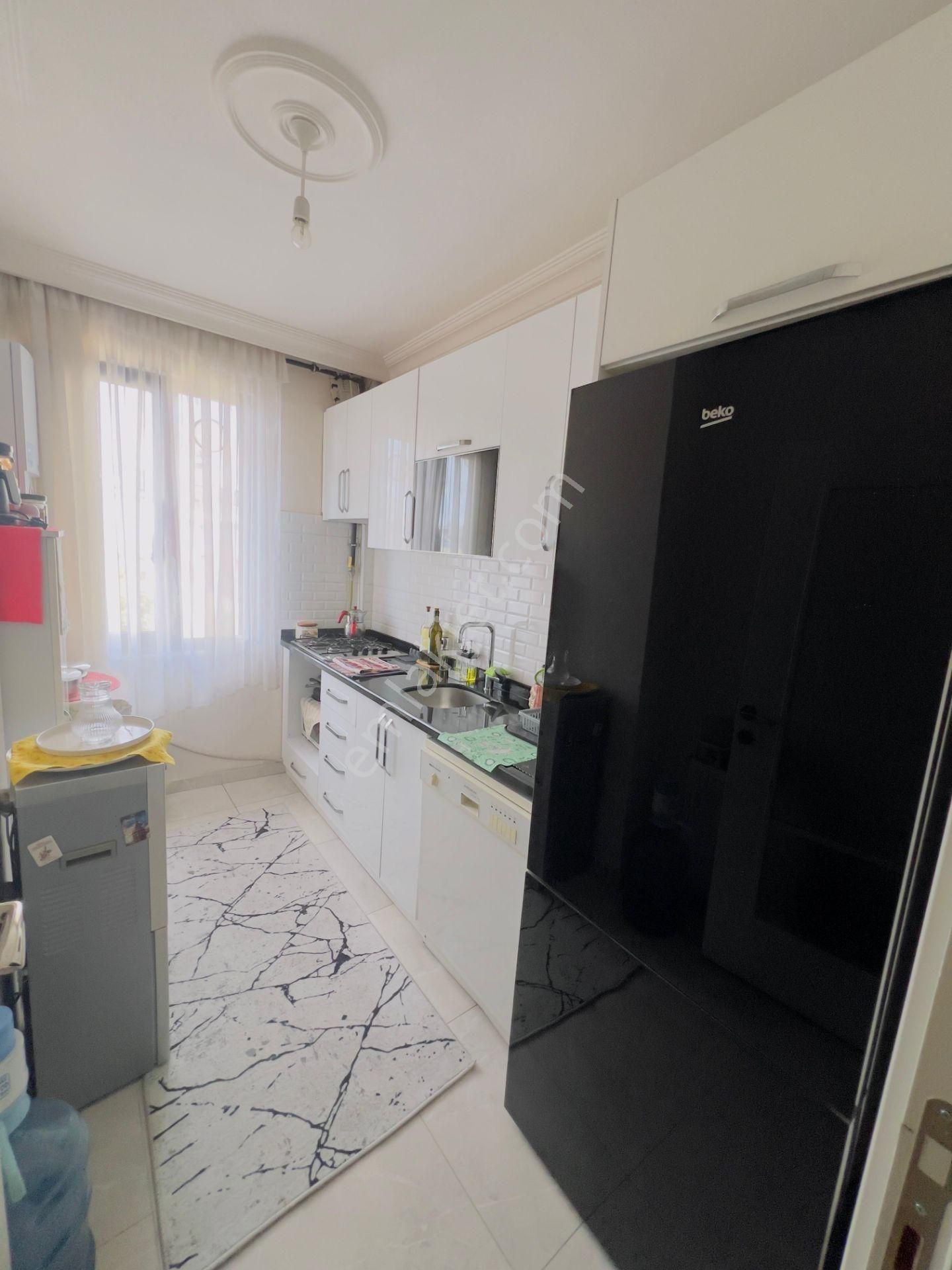 İstanbul Sancaktepe Safa Mah. Satılık 3+1 Üst Dübleks 160 M2 - Görsel 6