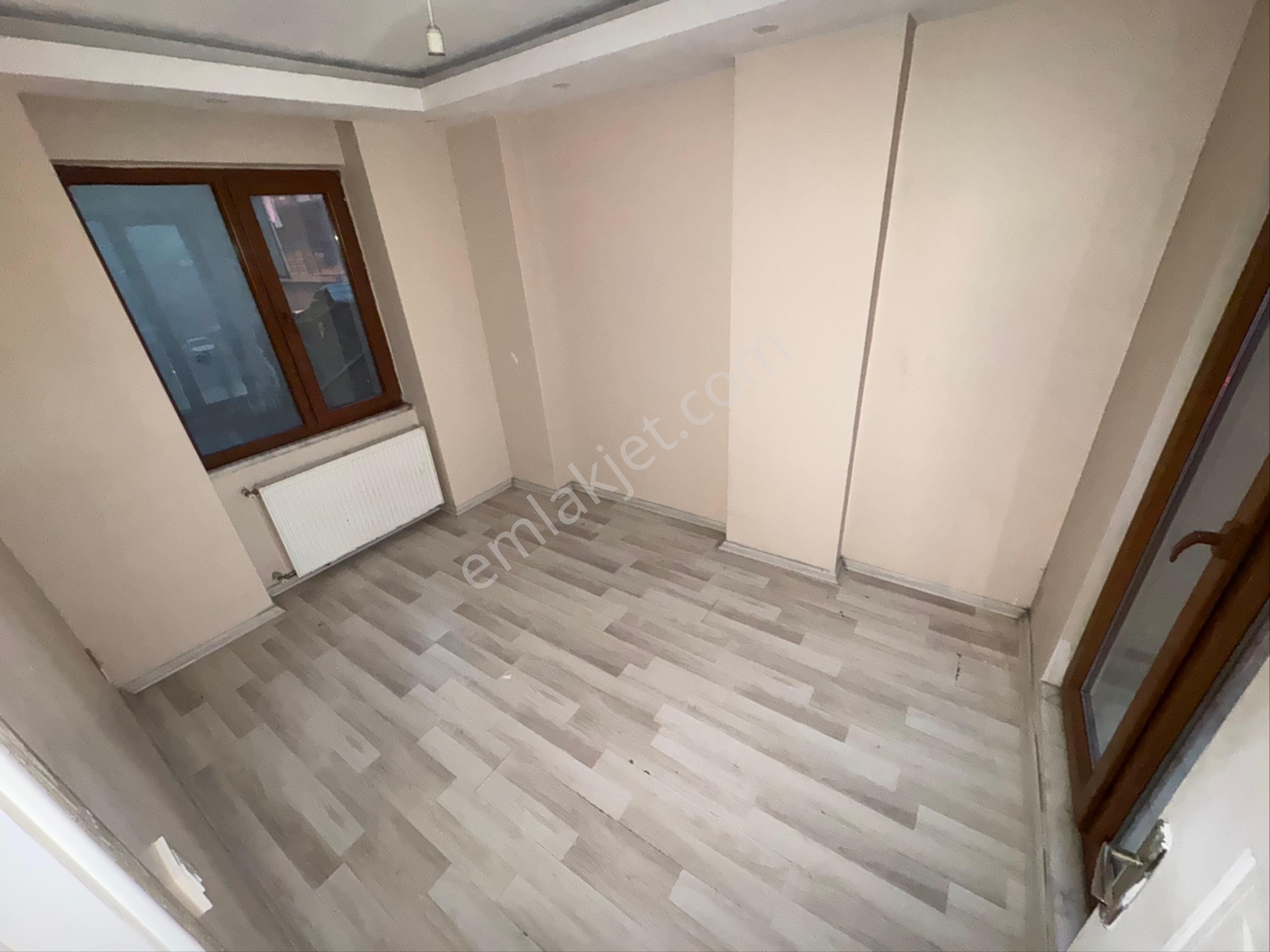 Zafer Yapı Gayrimenkulden Kiralık Daire 1.kat 1+1 75m2 Balkonlu İstanbul Sultangazi Esentepe Mahde - Görsel 2