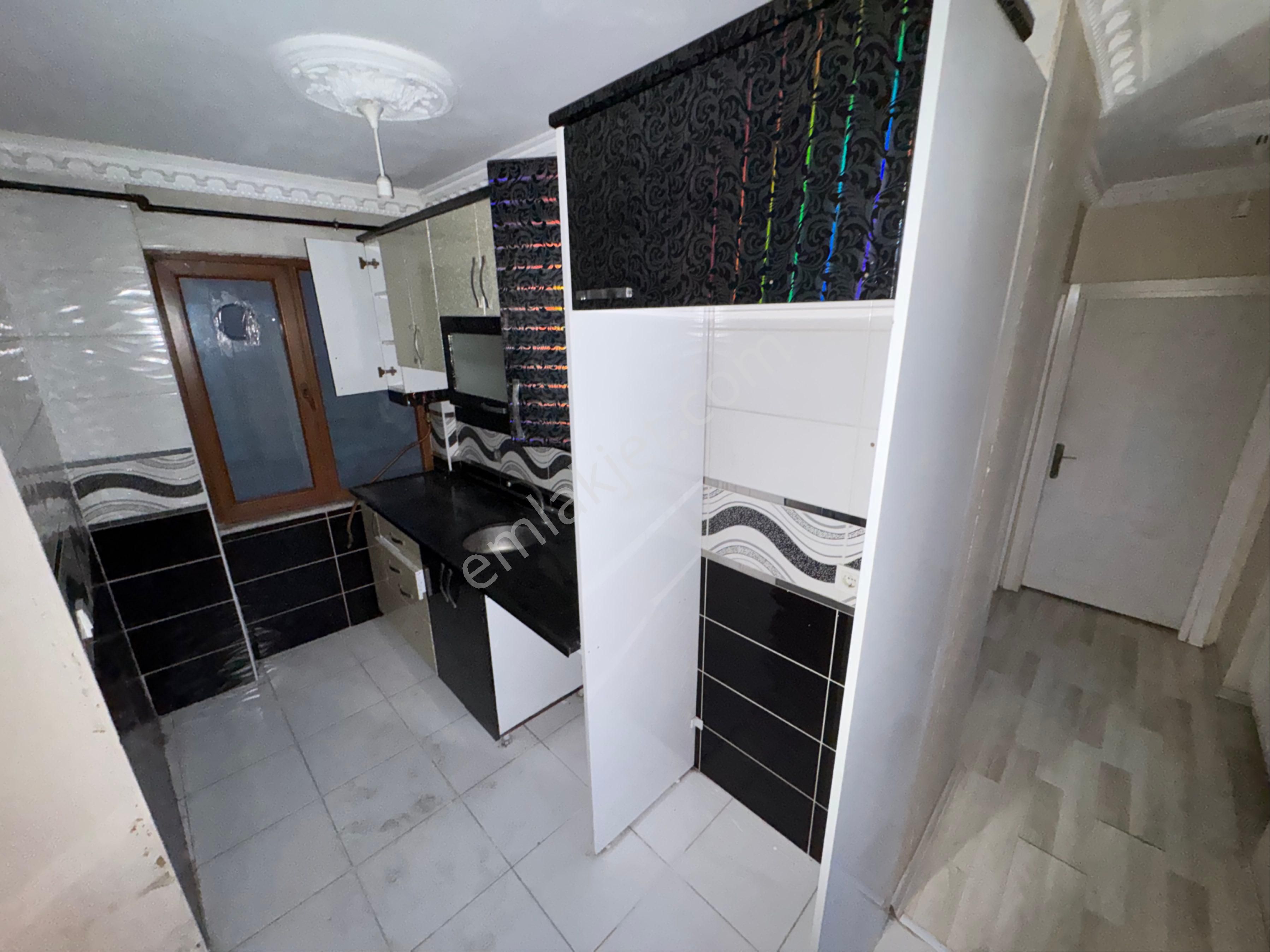 Zafer Yapı Gayrimenkulden Kiralık Daire 1.kat 1+1 75m2 Balkonlu İstanbul Sultangazi Esentepe Mahde - Görsel 9