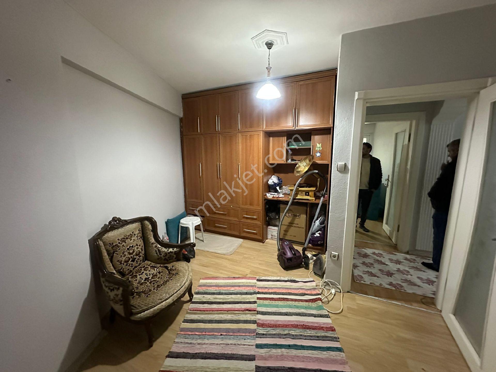 Bursa Emlak Alem-i Merkezde Arakat 3+1 130 M2 Fırsat Daire - Görsel 13