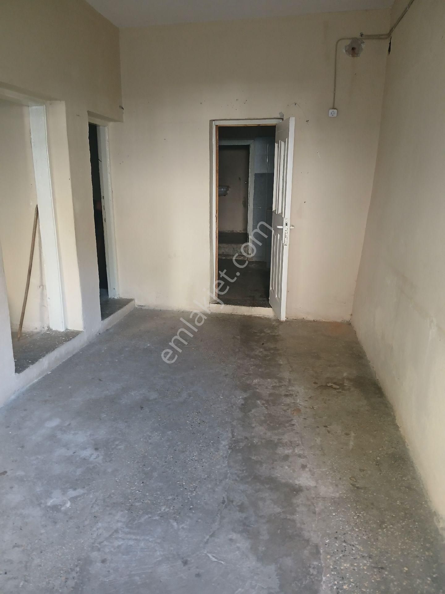 Karabağlar Yahaner Zafer Tepe Mah Bekara Uygundur Bay Ve Ya Bayan Çekirdek Aile De Olur - Görsel 14