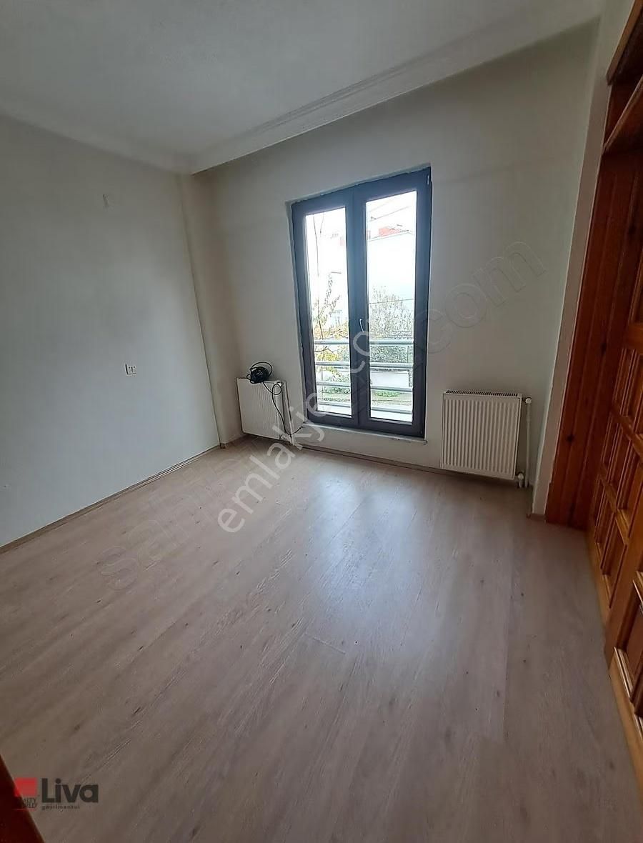 Hasan Basri Çantay 1 Nolu Sağlık Ocağı Yakını Kiralık 2+1 Daire - Görsel 11