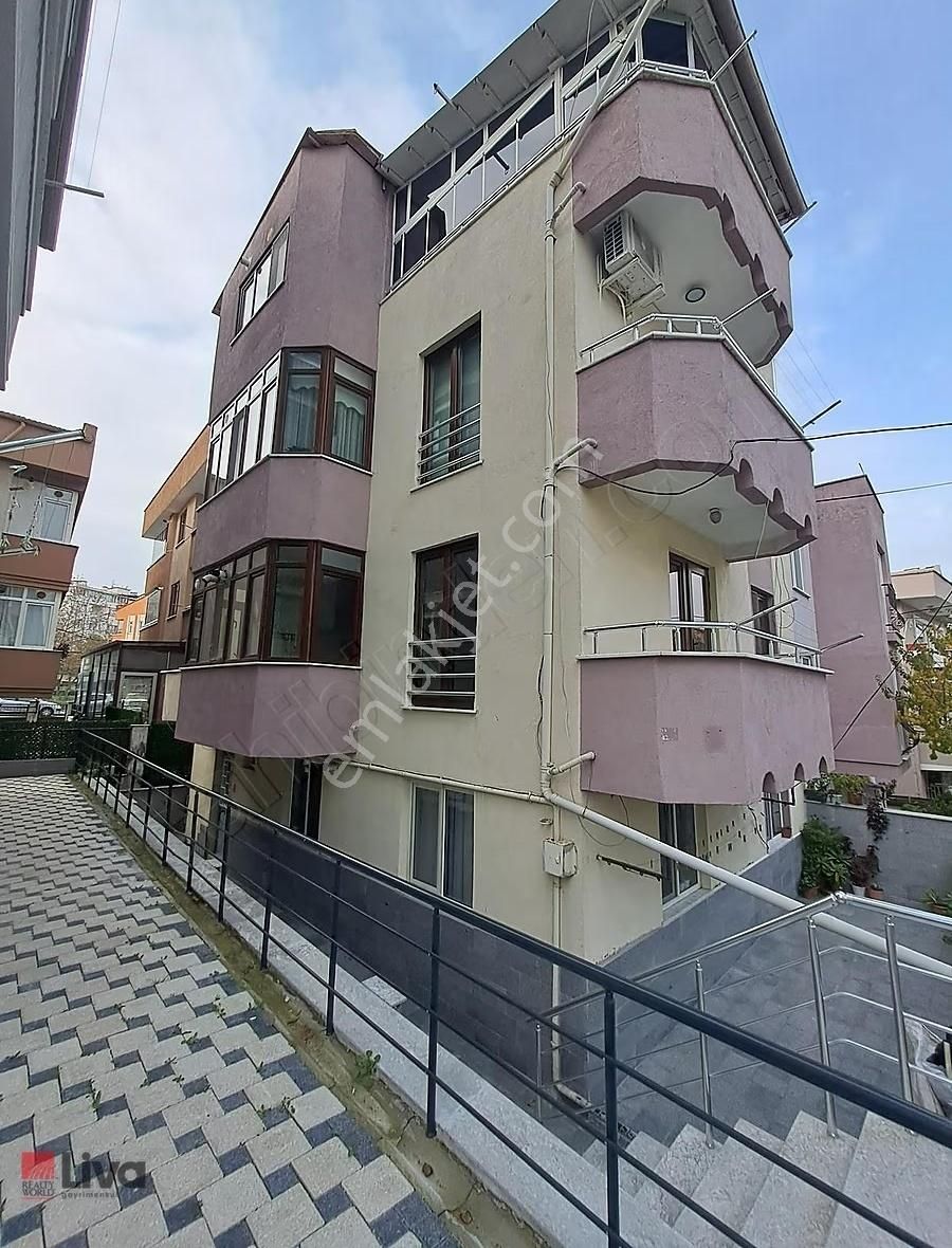 Hasan Basri Çantay 1 Nolu Sağlık Ocağı Yakını Kiralık 2+1 Daire