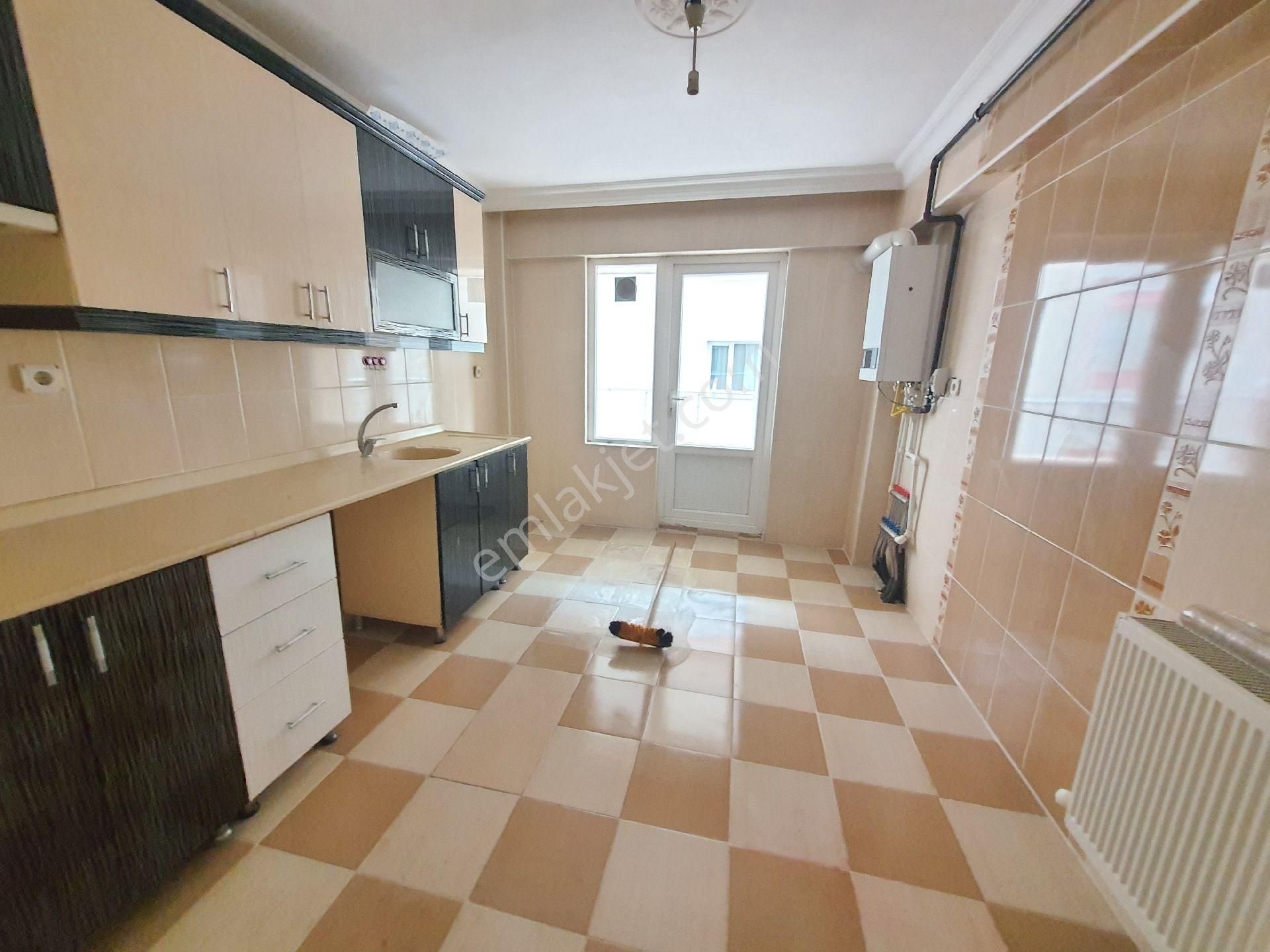 Asansörlü Etlik Şehir Hastane Gata'ya Tekvesait 10'dk Yayla Mah.3+1 Arakat Yapılı 12 Yıllık Bina - Görsel 14