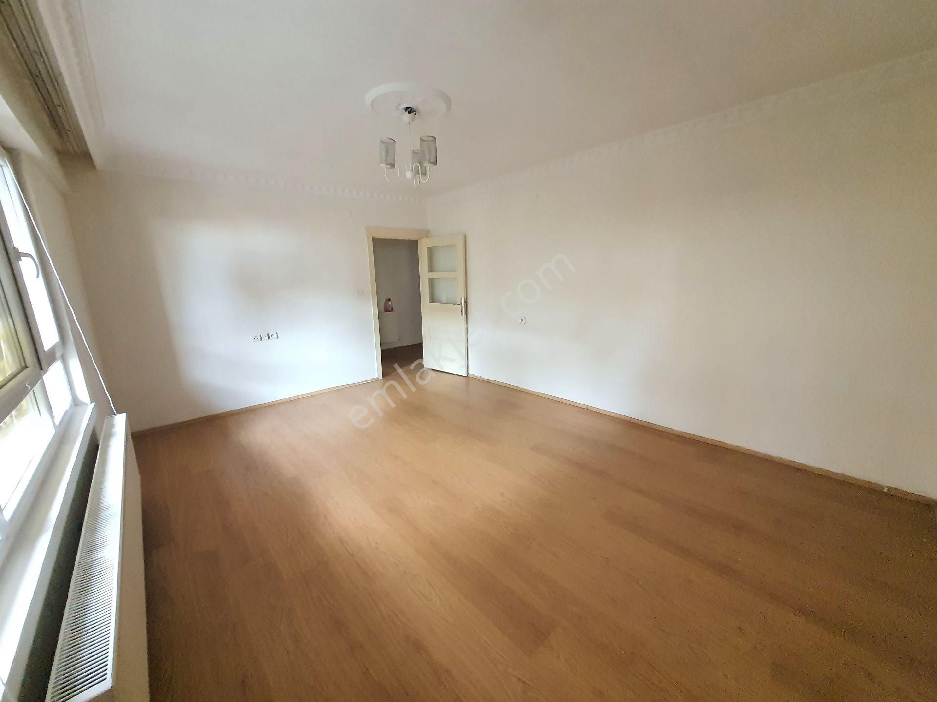 Asansörlü Etlik Şehir Hastane Gata'ya Tekvesait 10'dk Yayla Mah.3+1 Arakat Yapılı 12 Yıllık Bina - Görsel 6