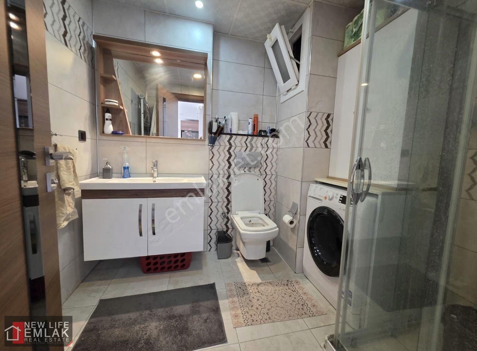 Kuşadası İkiçeşmelikte Havuzlu Sitede Geniş 1+1 - Görsel 15