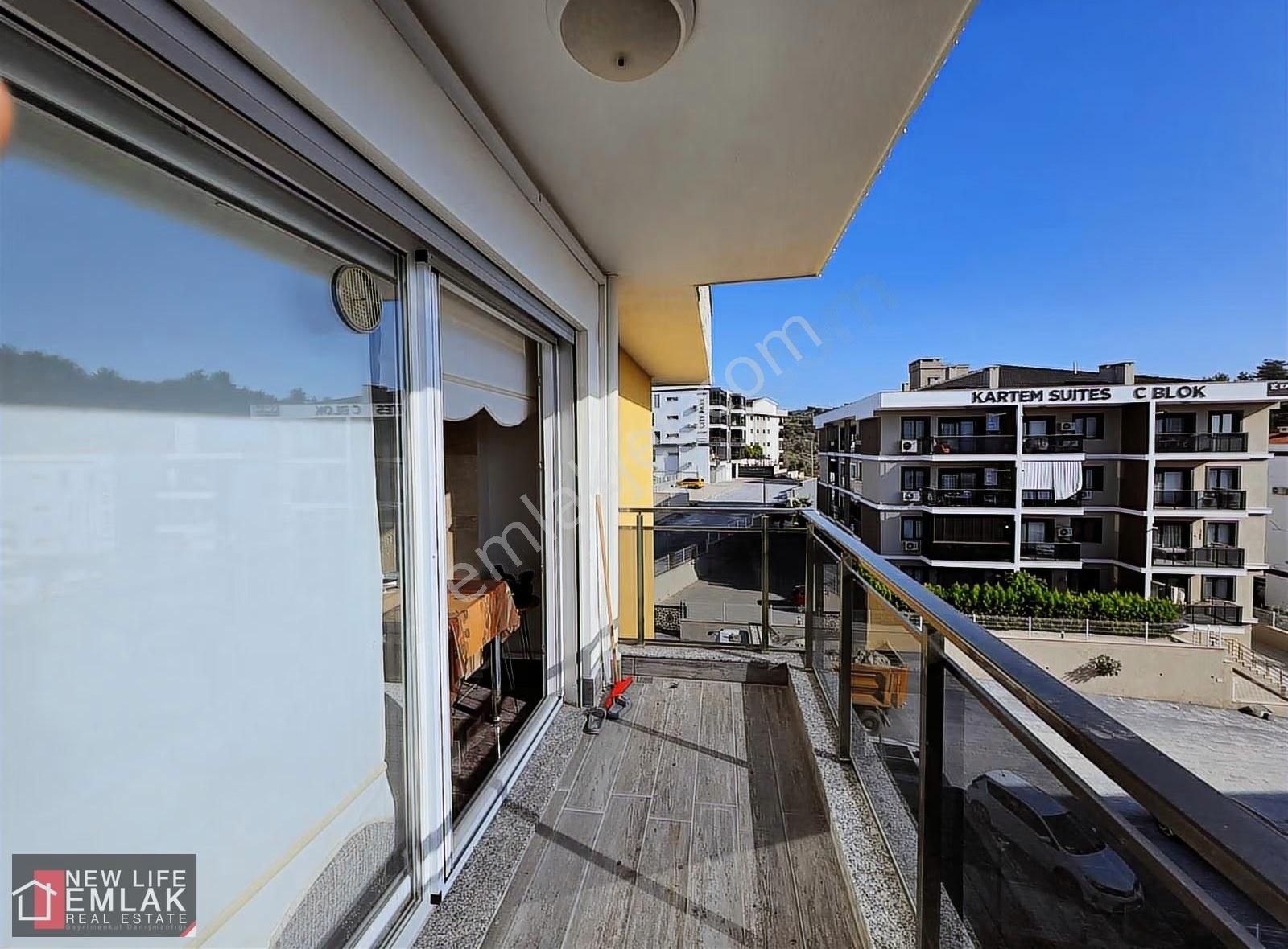 Kuşadası İkiçeşmelikte Havuzlu Sitede Geniş 1+1 - Görsel 19