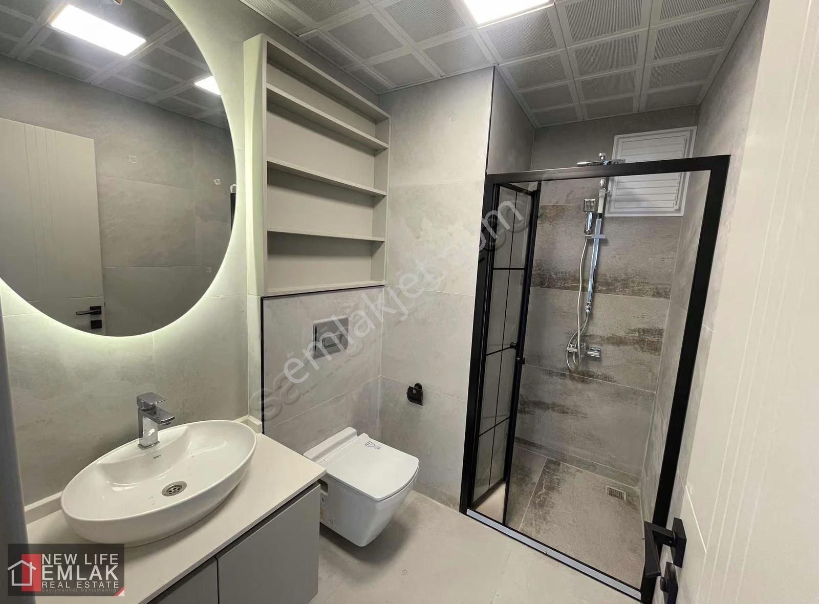 Kuşadasında Eşsiz Deniz Manzaralı Havuzlu Sitede Satılık Daire - Görsel 2