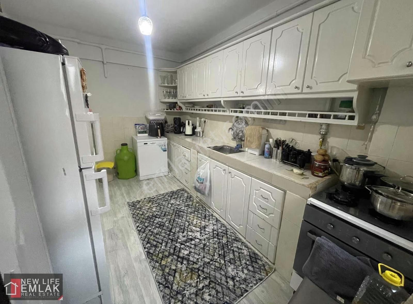 Kuşadası Merkezi Konumda Satılık 3+1 - Görsel 9