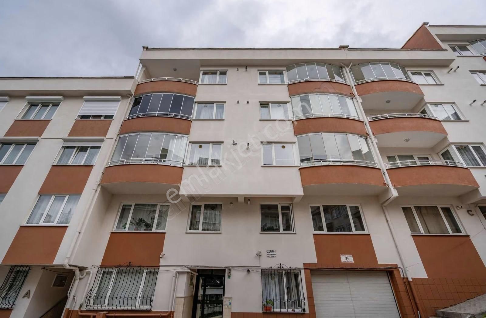 Kartal Sitesinde Satılık 3+1 Ara Kat Daire - Görsel 23