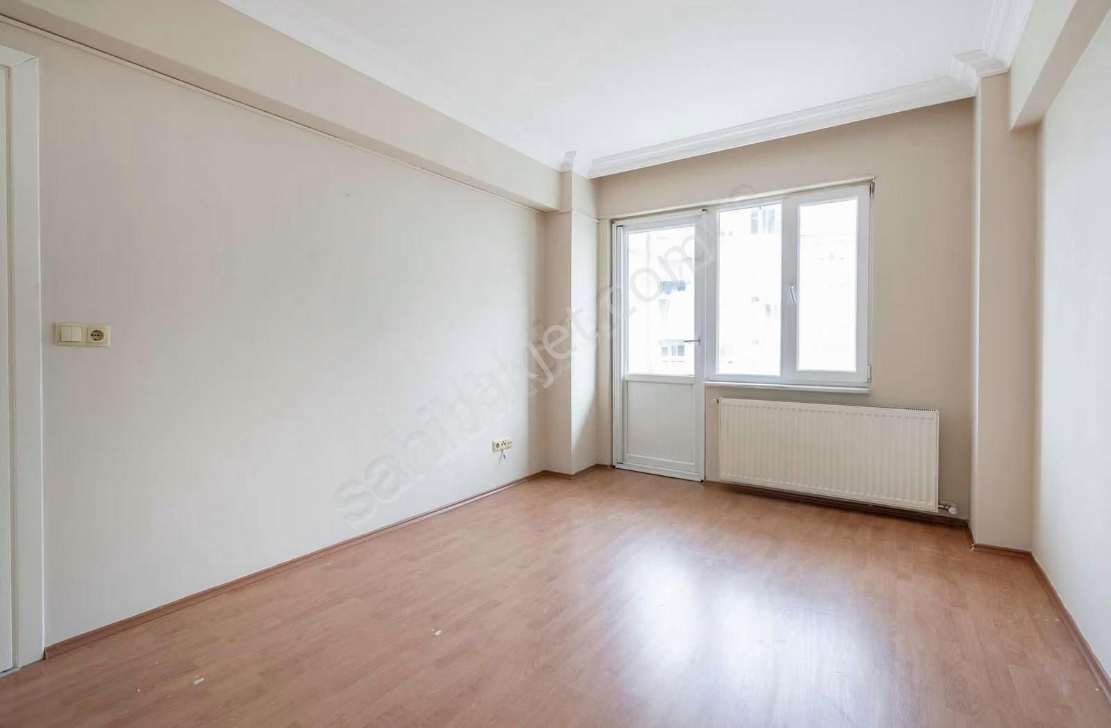 Kartal Sitesinde Satılık 3+1 Ara Kat Daire - Görsel 8