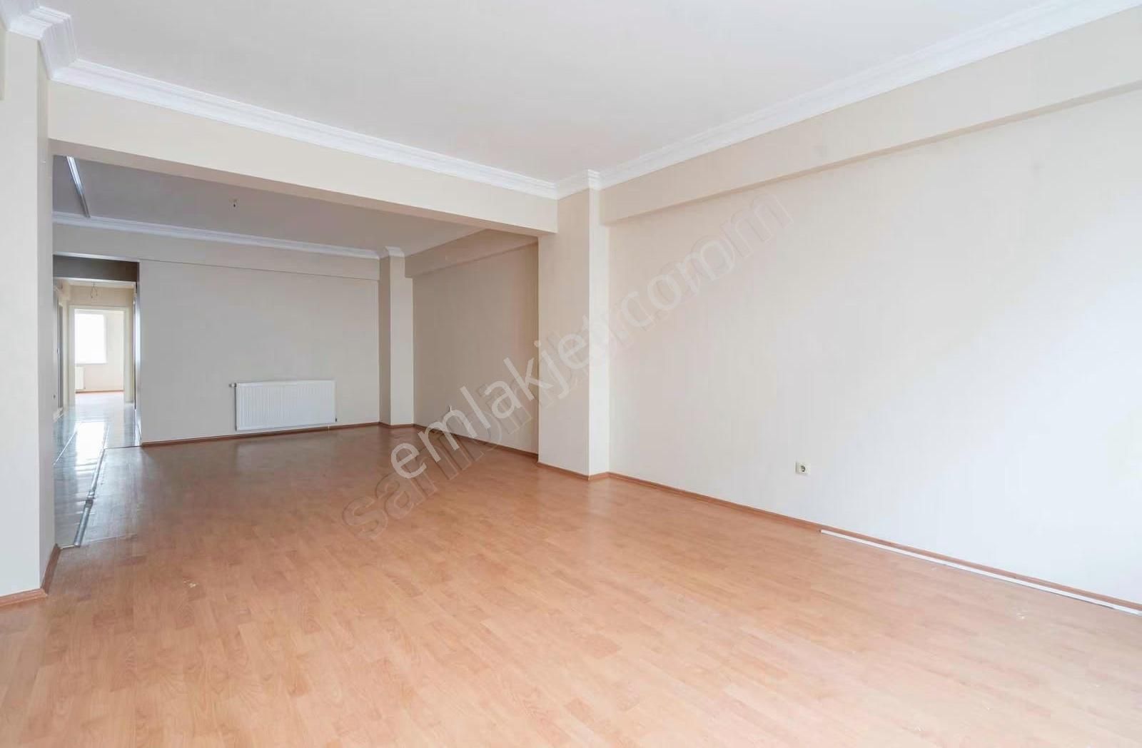 Kartal Sitesinde Satılık 3+1 Ara Kat Daire - Görsel 11