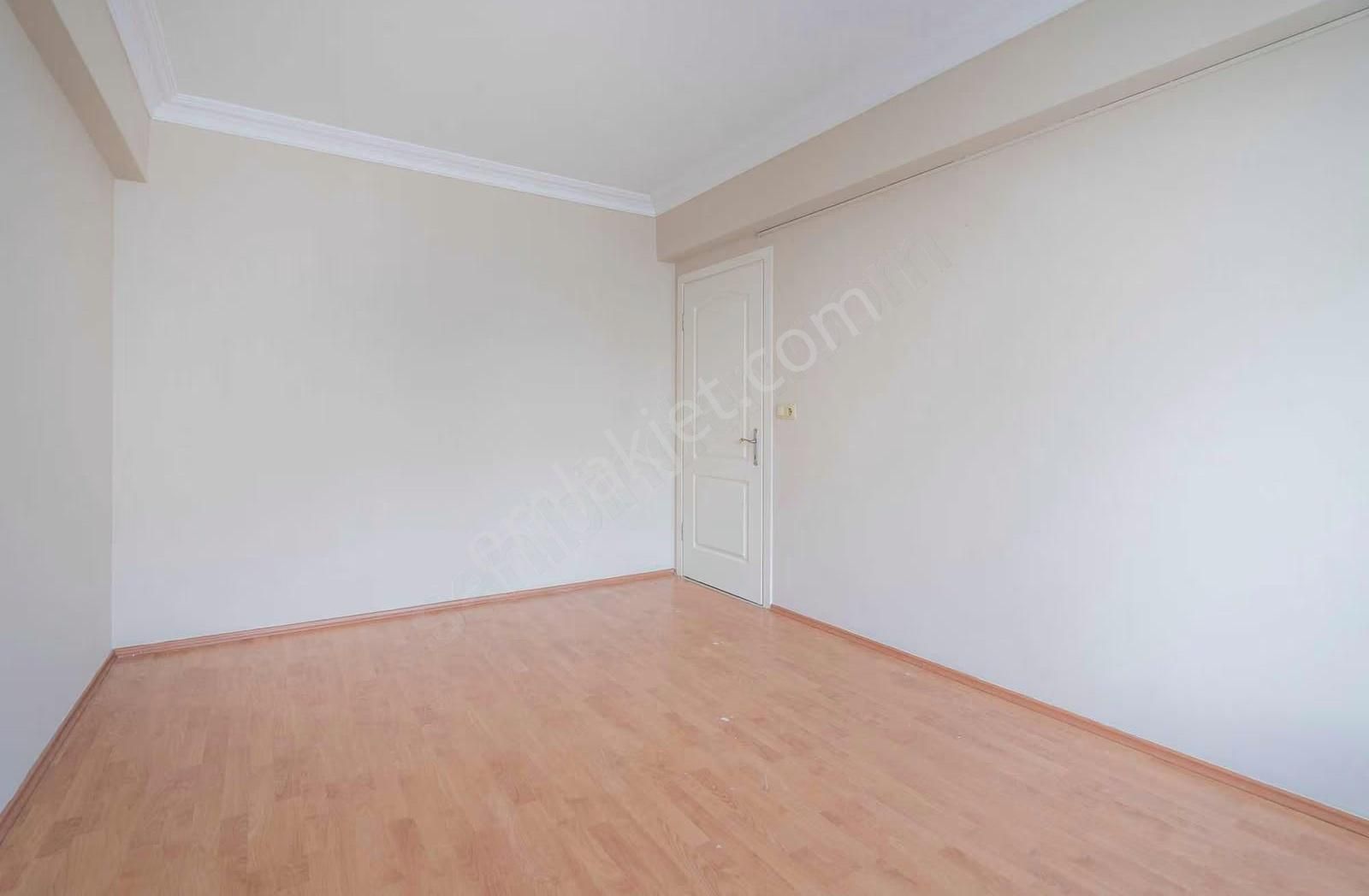 Kartal Sitesinde Satılık 3+1 Ara Kat Daire - Görsel 39