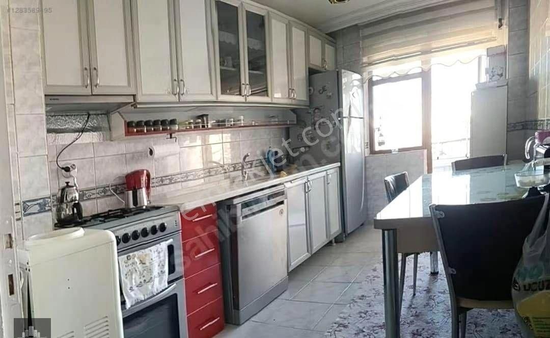 Uzman Emlak'dan Yunusemre Cadde'sinde Orta Katta Bağımsız Yapılı 3+1 Daire - Görsel 9