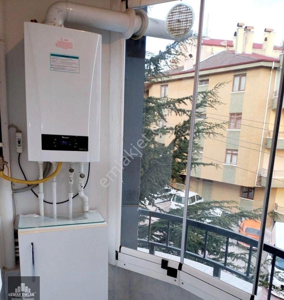 Uzman Emlak'dan Yunusemre Cadde'sinde Orta Katta Bağımsız Yapılı 3+1 Daire - Görsel 4