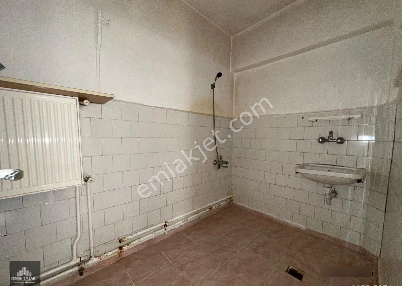 Uzman Emlak'dan İncirli Merkezde Cadde Yakını Katta 3+1 Daire - Görsel 9