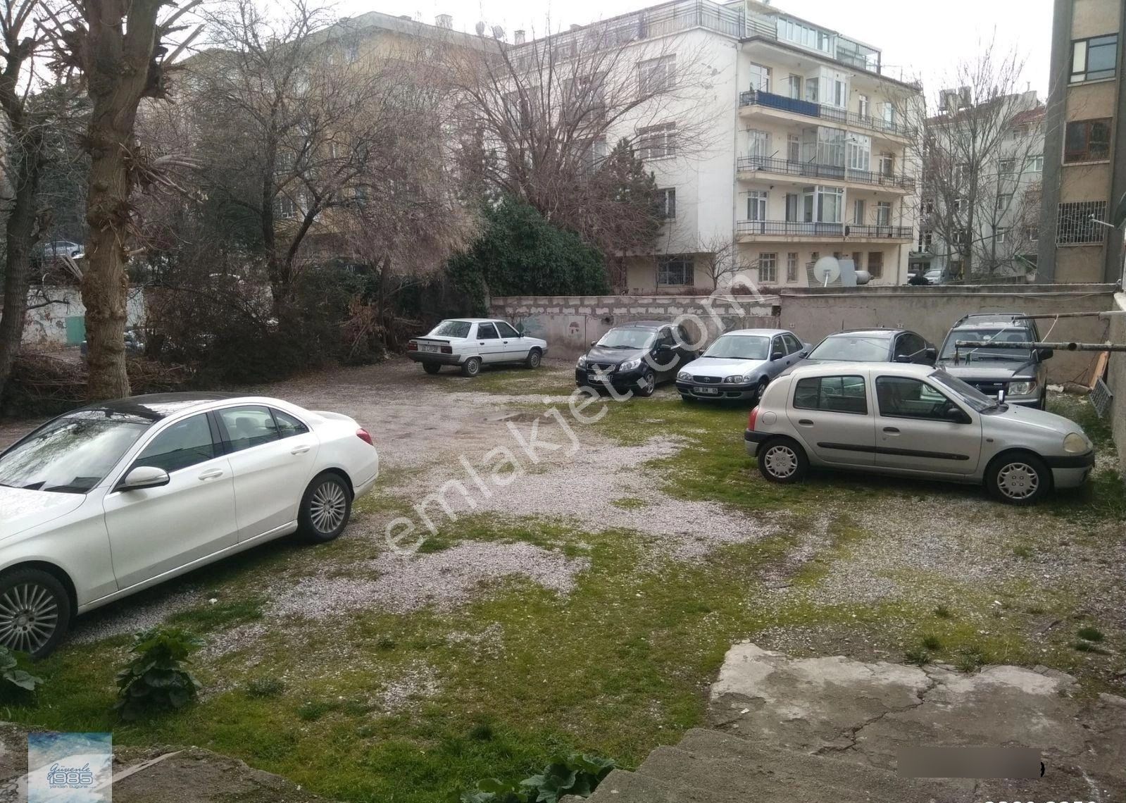 Kavaklıdere Büklüm Sokak'ta Üçüncü Kat, Üç Oda Salon, Salon Bağımsız, Güney Cephe Bakımlı, - Görsel 10