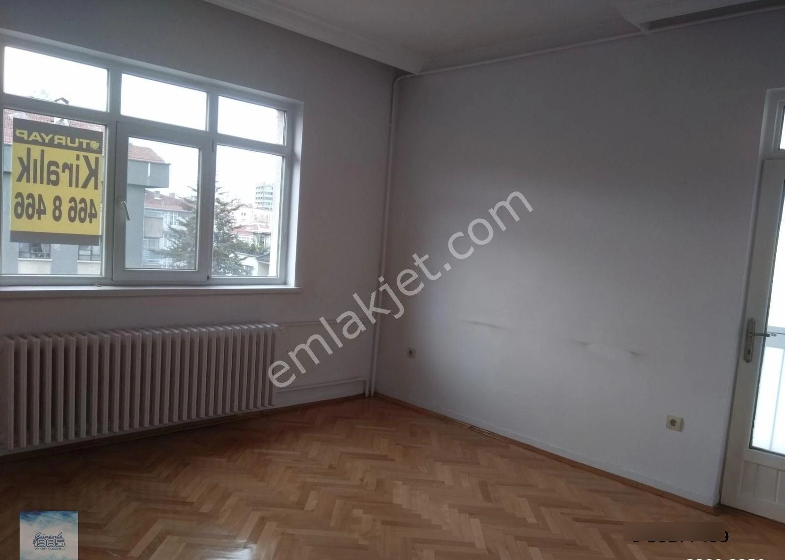 Kavaklıdere Büklüm Sokak'ta Üçüncü Kat, Üç Oda Salon, Salon Bağımsız, Güney Cephe Bakımlı, - Görsel 4