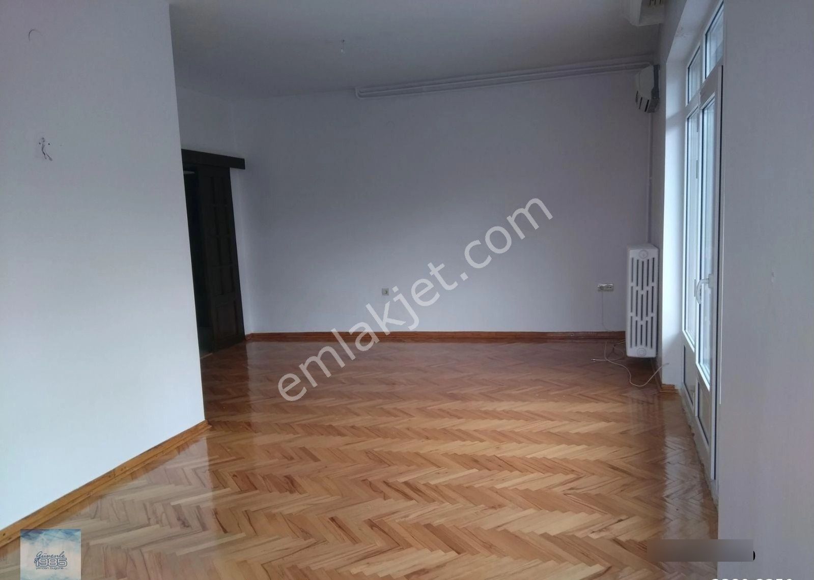 Kavaklıdere Büklüm Sokak'ta Üçüncü Kat, Üç Oda Salon, Salon Bağımsız, Güney Cephe Bakımlı, - Görsel 6