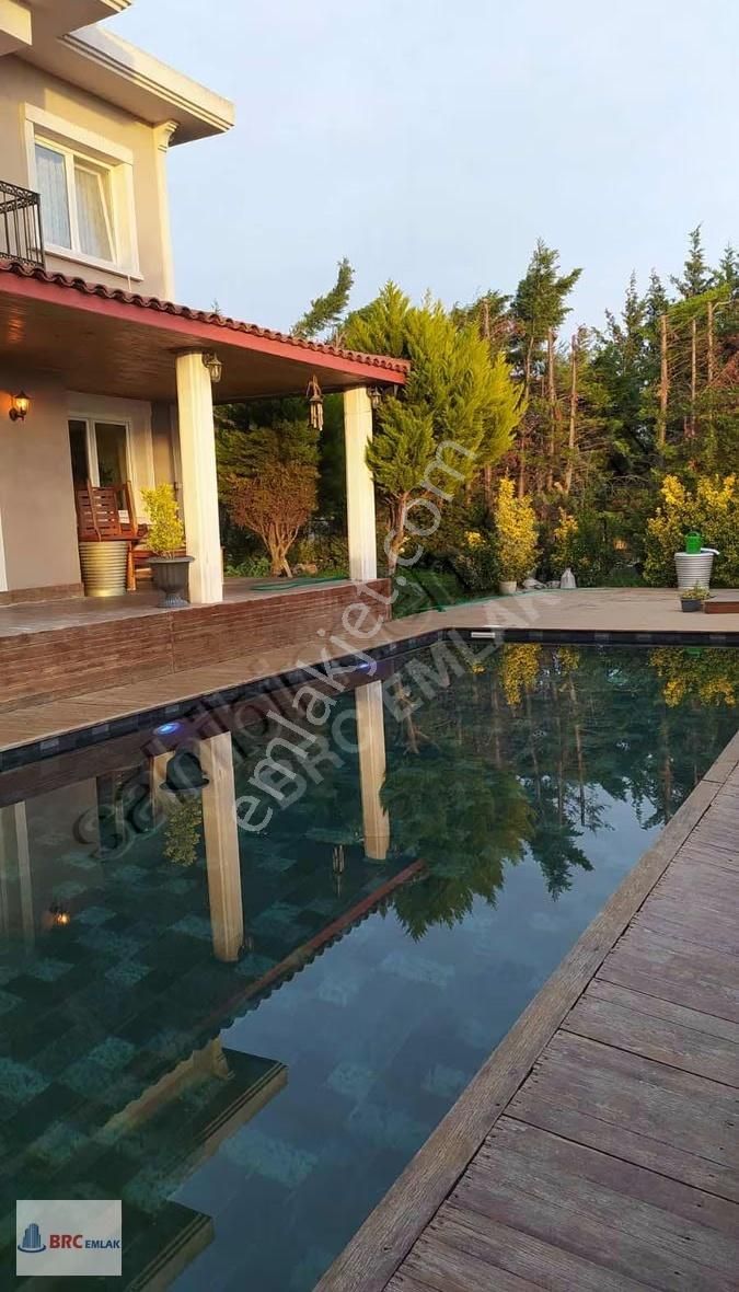 Silivri Ortaköyde Havuzlu Tam Müstakil Acil Satılık Villa - Görsel 24