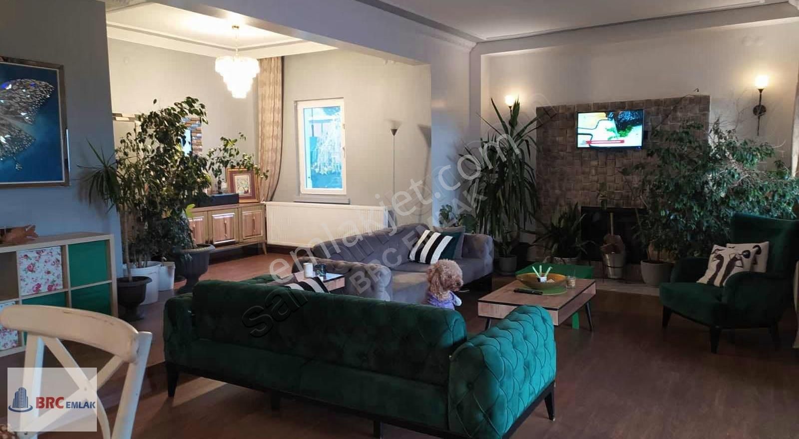 Silivri Ortaköyde Havuzlu Tam Müstakil Acil Satılık Villa - Görsel 7