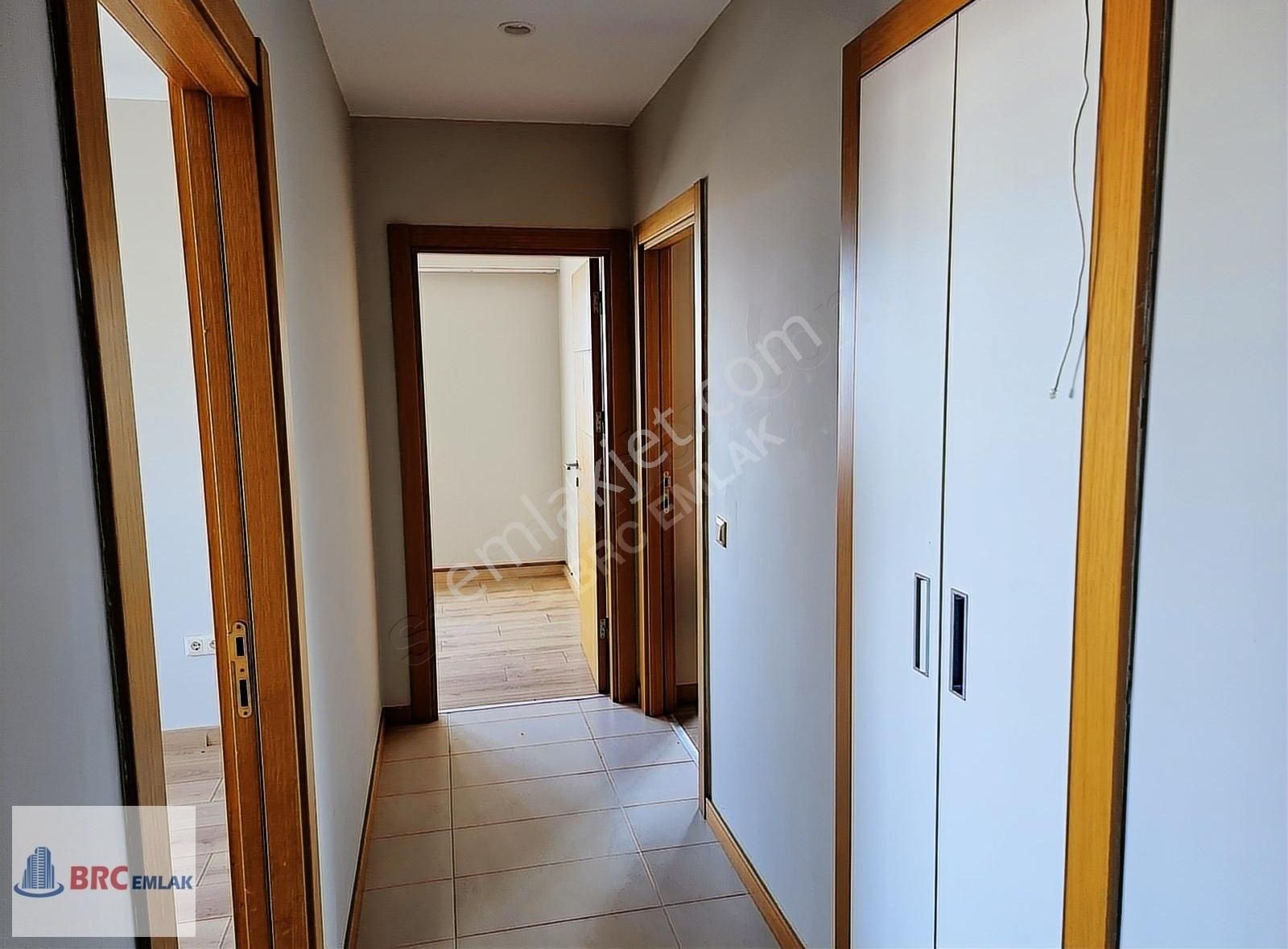 Halkalı Merkez Mah. Hayat Park Sitesi Boş Bakımlı Kiralık 3+1 - Görsel 12
