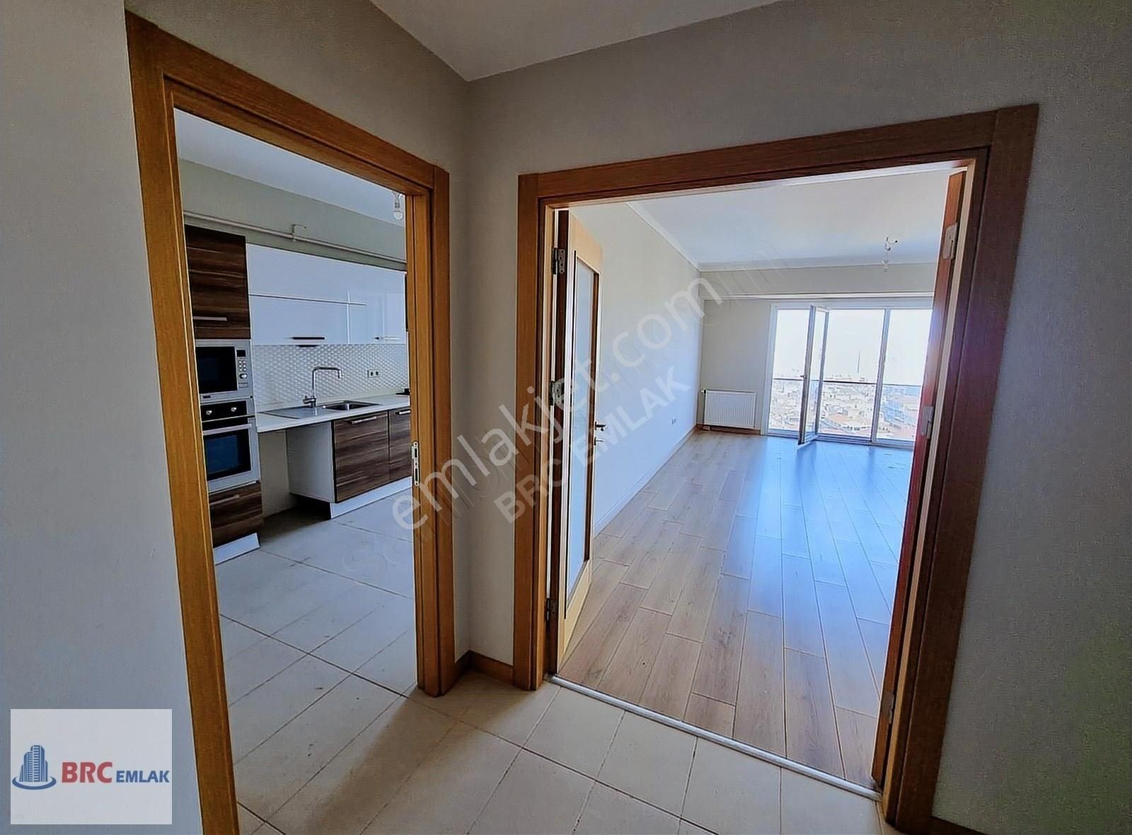 Halkalı Merkez Mah. Hayat Park Sitesi Boş Bakımlı Kiralık 3+1 - Görsel 34