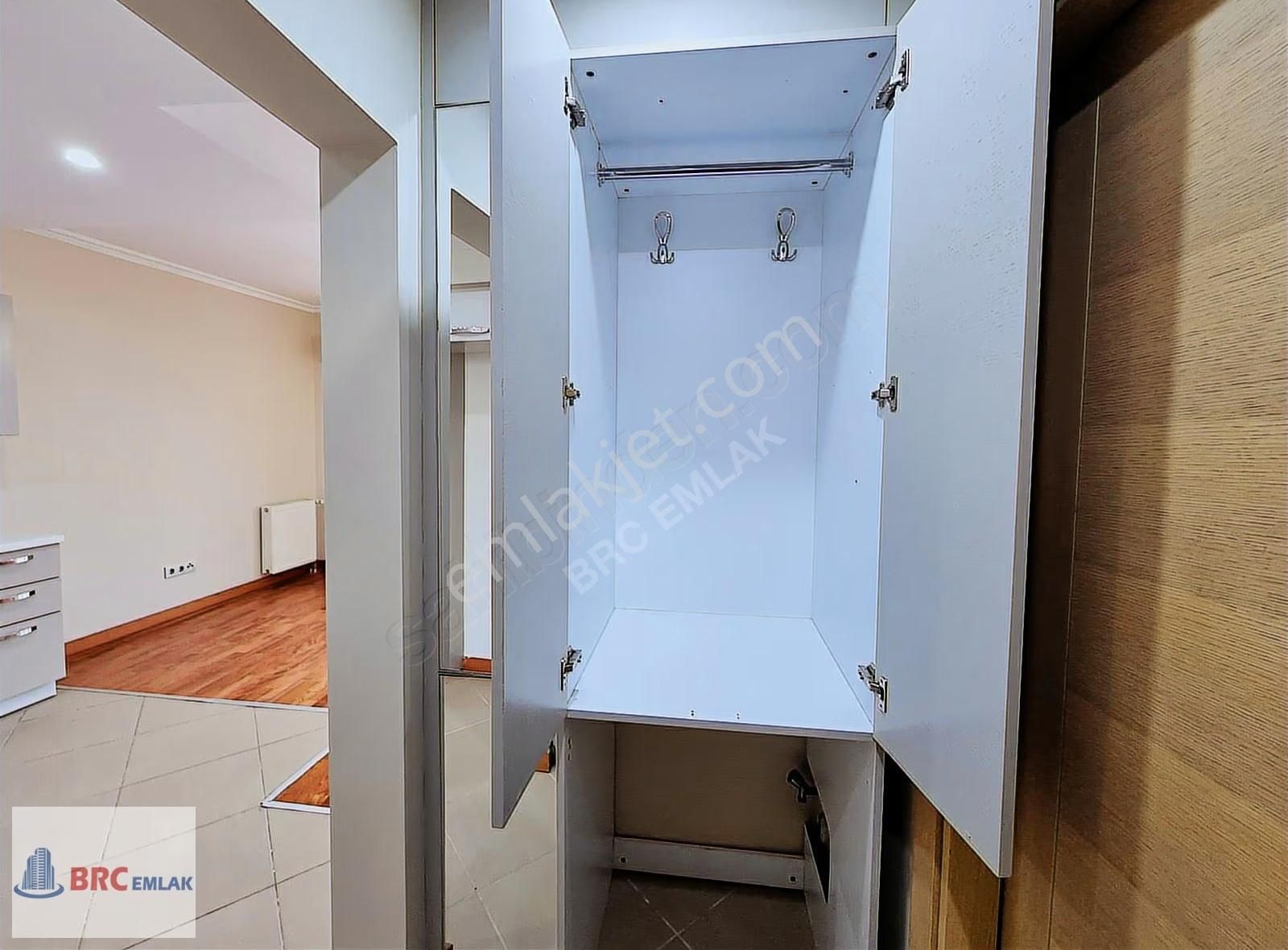 Halkalı Divan Residence Havuz Göl Manzaral Tadilatlı Bakımlı 1+1 - Görsel 6