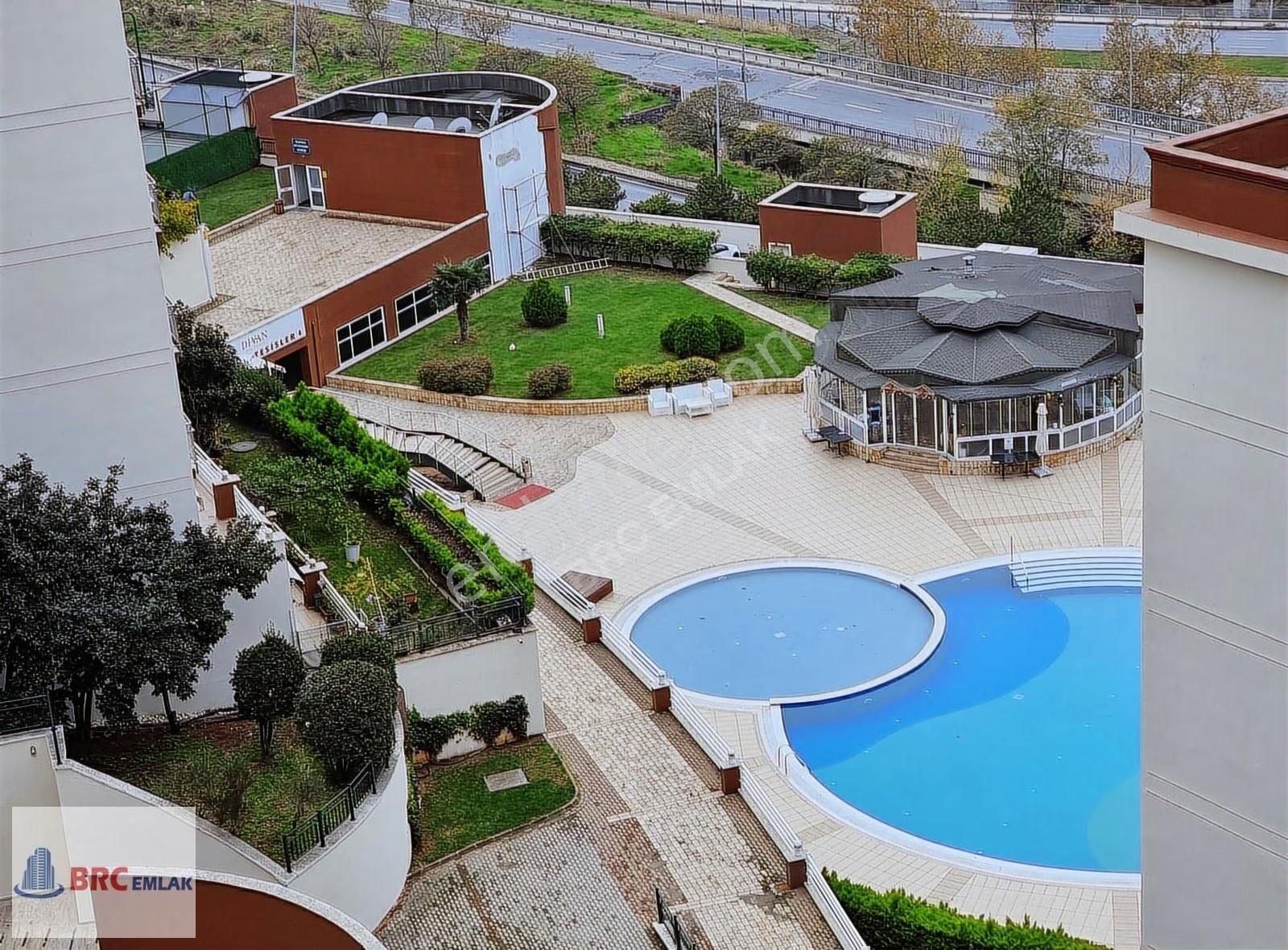 Halkalı Divan Residence Havuz Göl Manzaral Tadilatlı Bakımlı 1+1 - Görsel 10