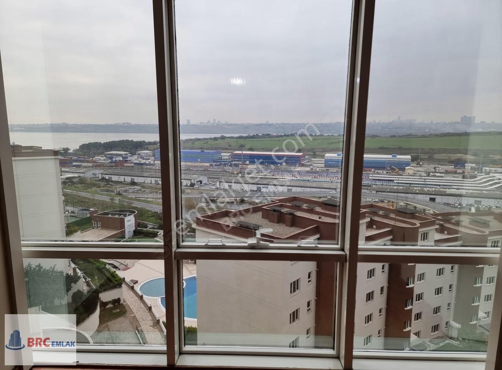 Halkalı Divan Residence Havuz Göl Manzaral Tadilatlı Bakımlı 1+1 - Görsel 9