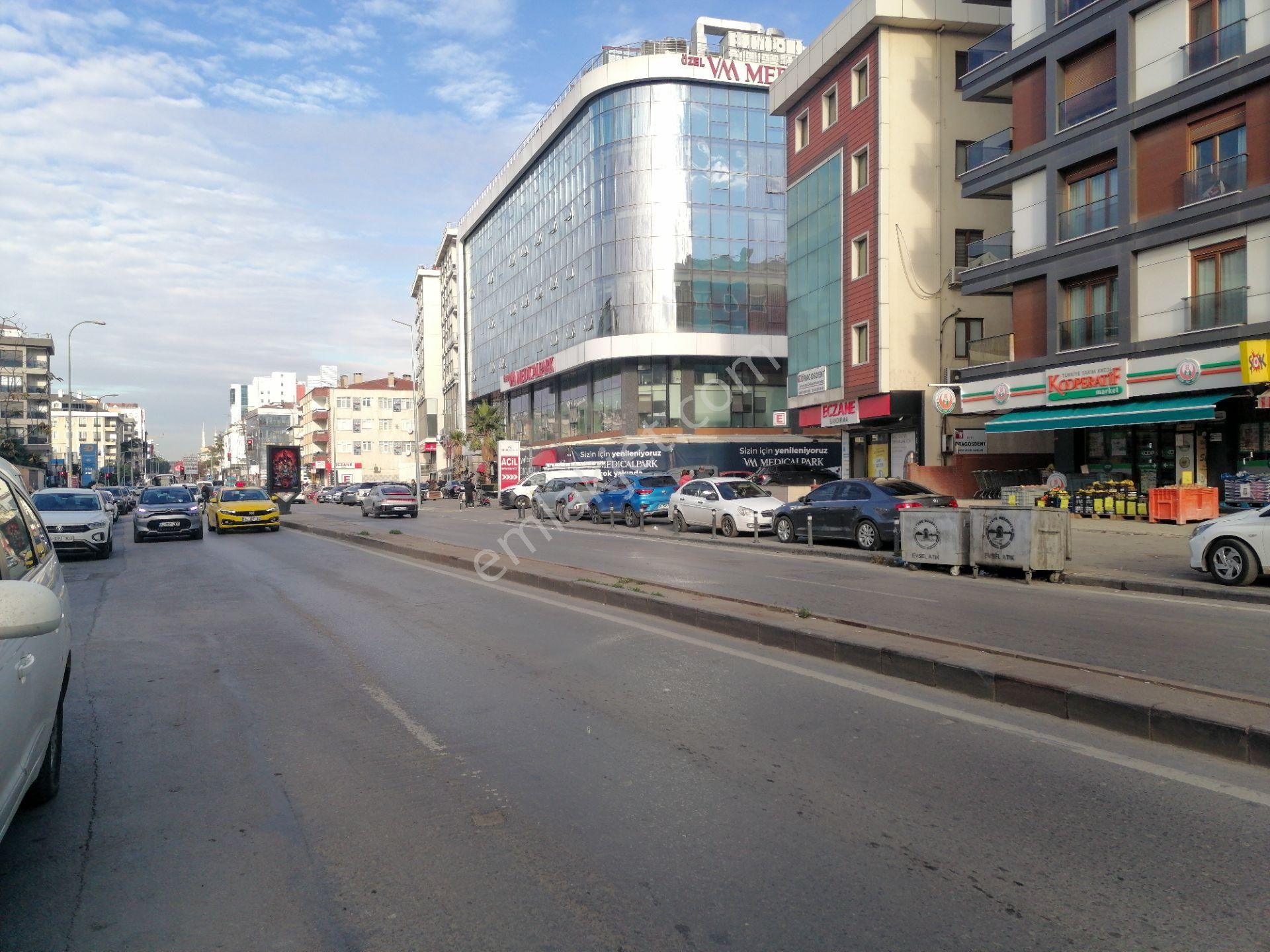 Maltepe Cevizli Minibüs Yolunda Hastane Karşısında Satılık Daire - Görsel 4