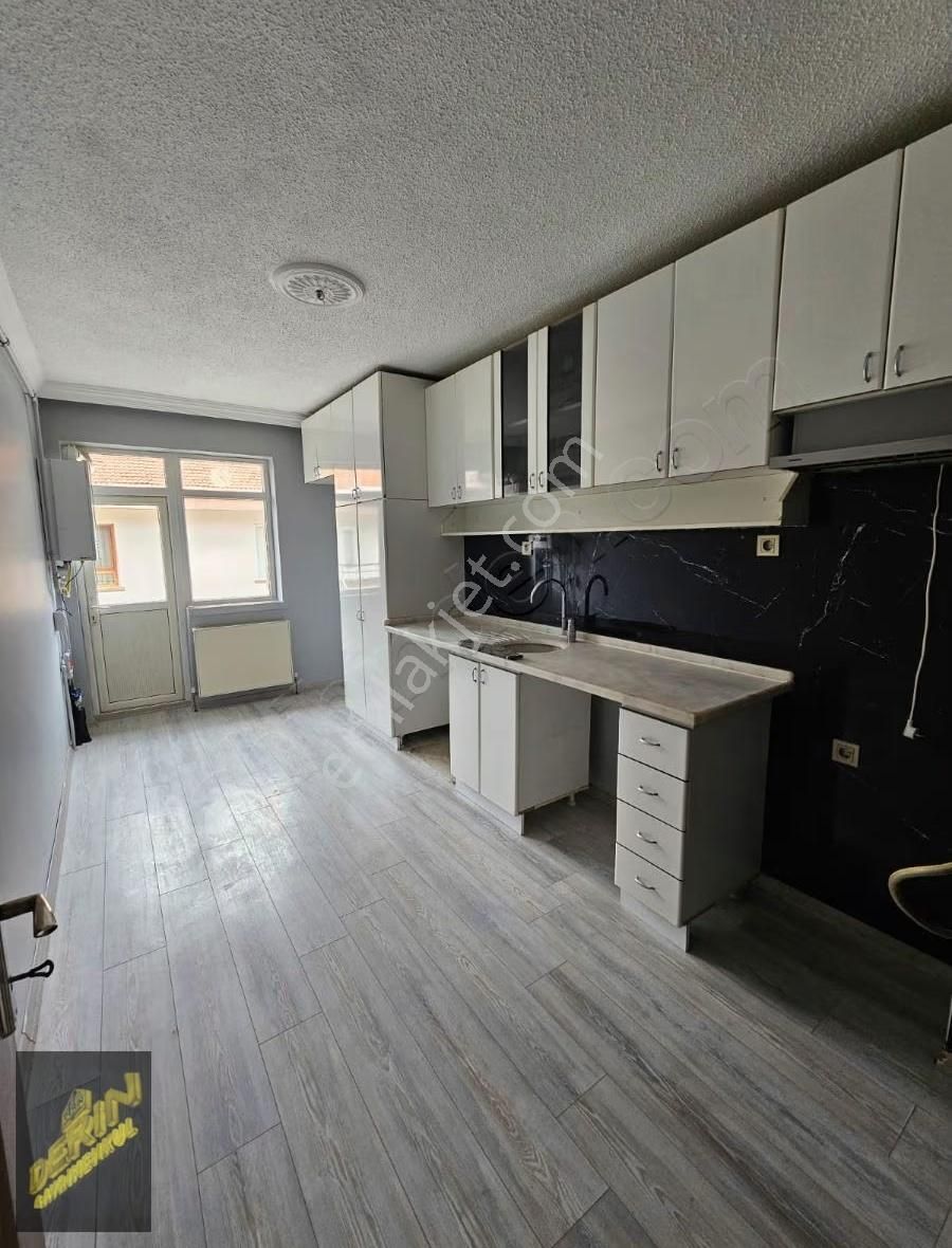 Ankara Dikmen 29 Mayıs Hastanesi Yakını Kiralık 3+1 - Görsel 4