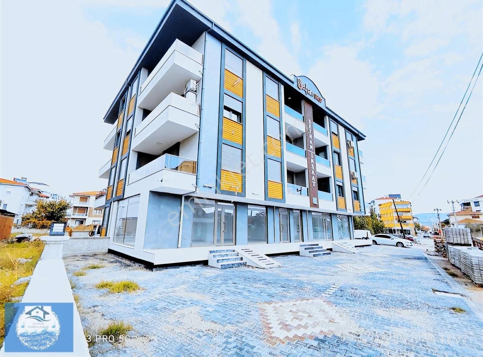 Marinadan Ön Cephe Köşe Konumlu Yerden Isıtma Sıfır Lüks Daire - Görsel 27