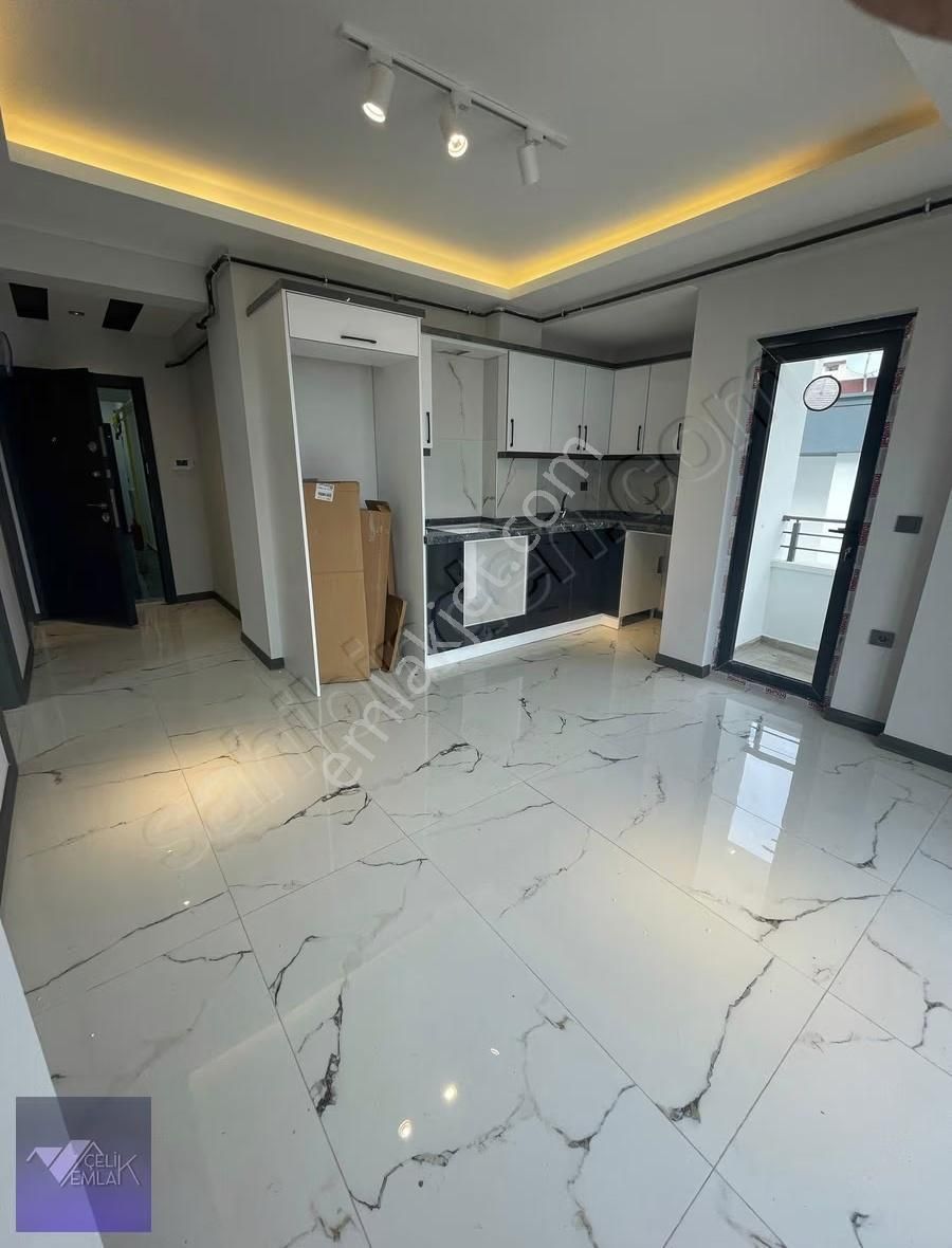 Çelik Emlaktan Körfezde Satılık 1+1 Daire - Görsel 3