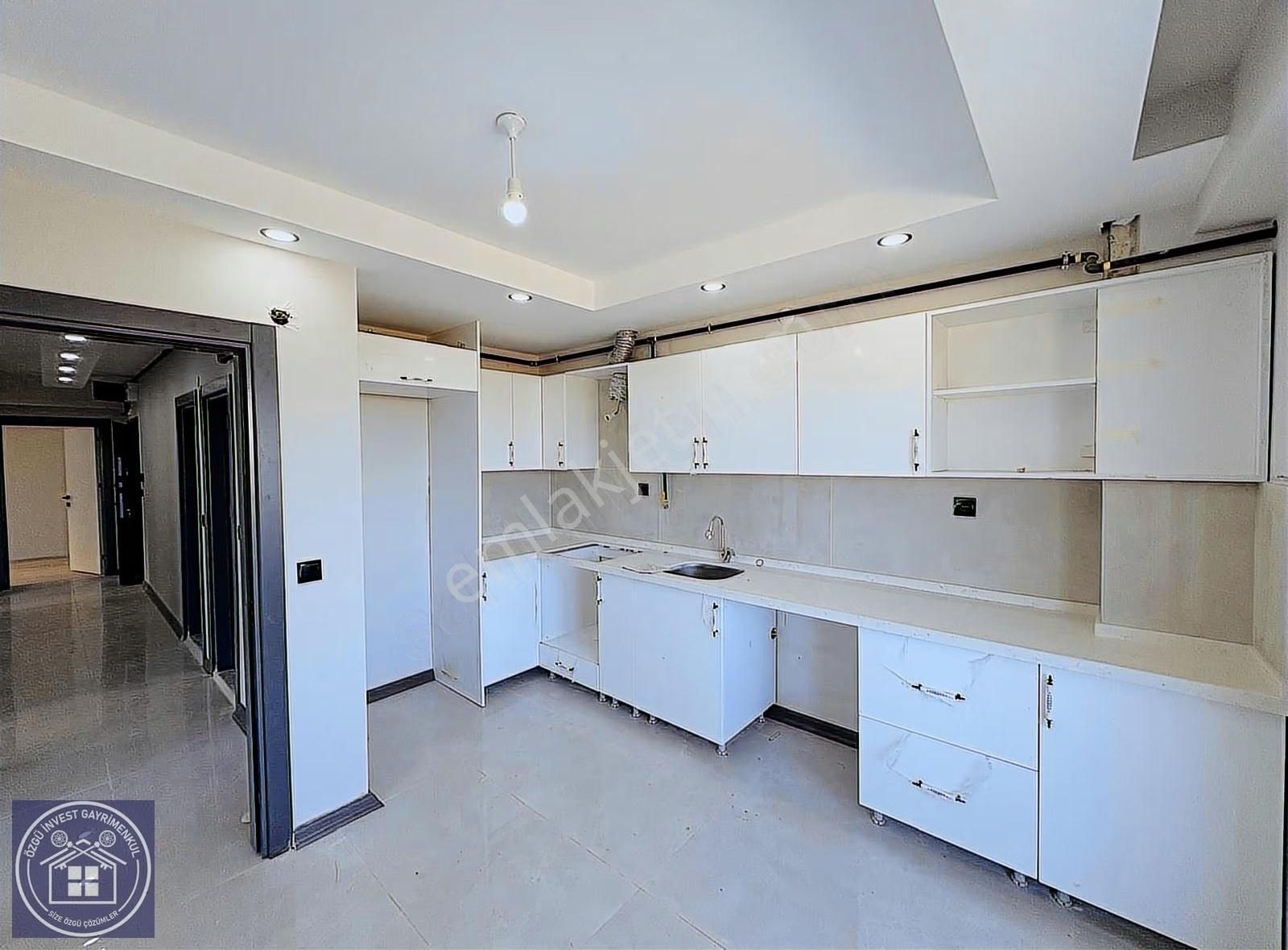 Özgü'den Kanal Projesi Yakını Şahsi Otoparklı Sıfır 3+1 Daire - Görsel 6