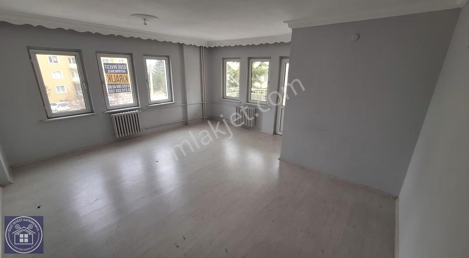 Hanımlar Lokali Arkası Güzelyurt Sitesinde Bakımlı Arakat 3+1 - Görsel 18