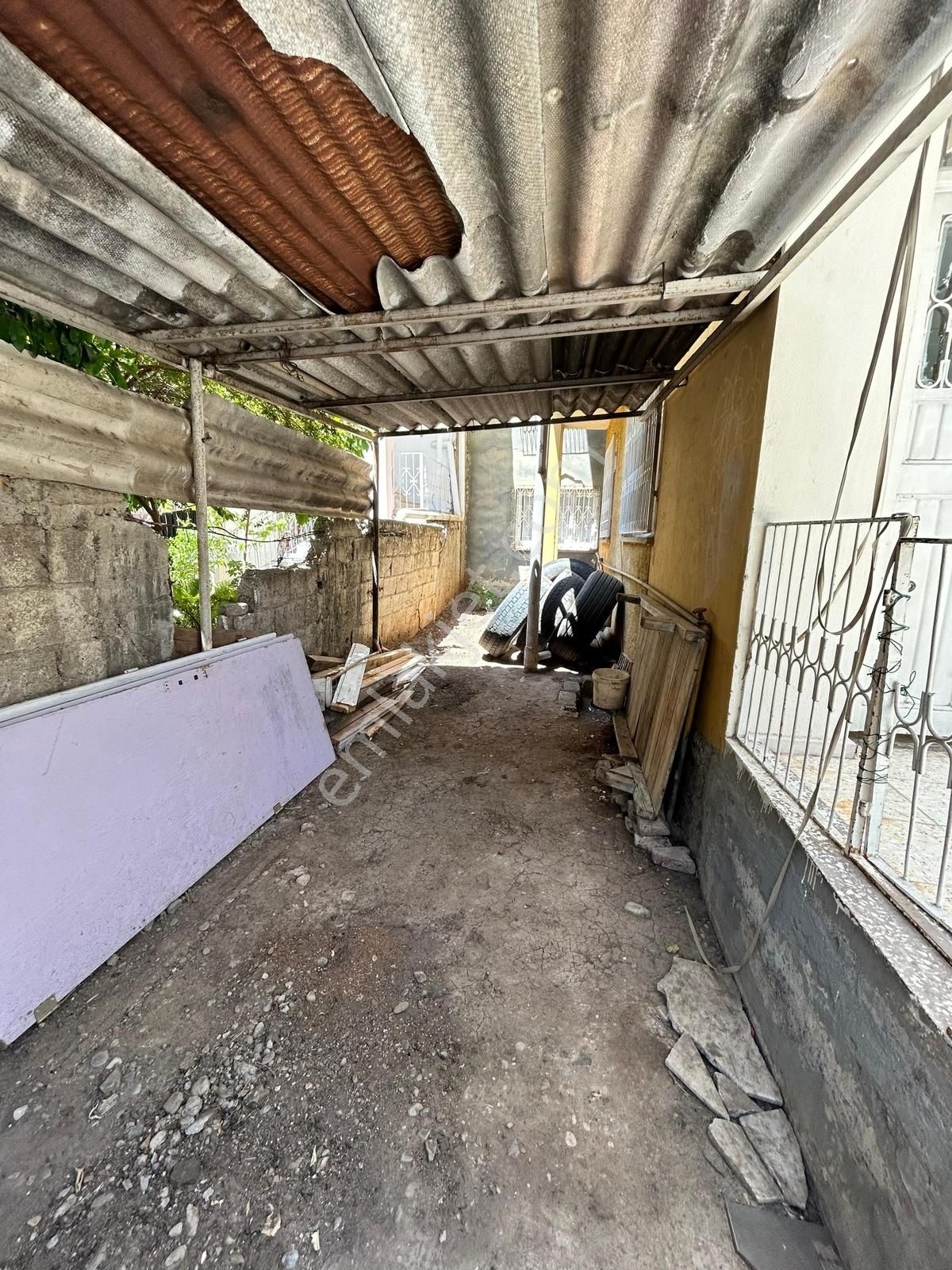 Rng' Den Kışla Mah. 2,5 Katlı Komple Satılık Müstakil Ev - Görsel 5