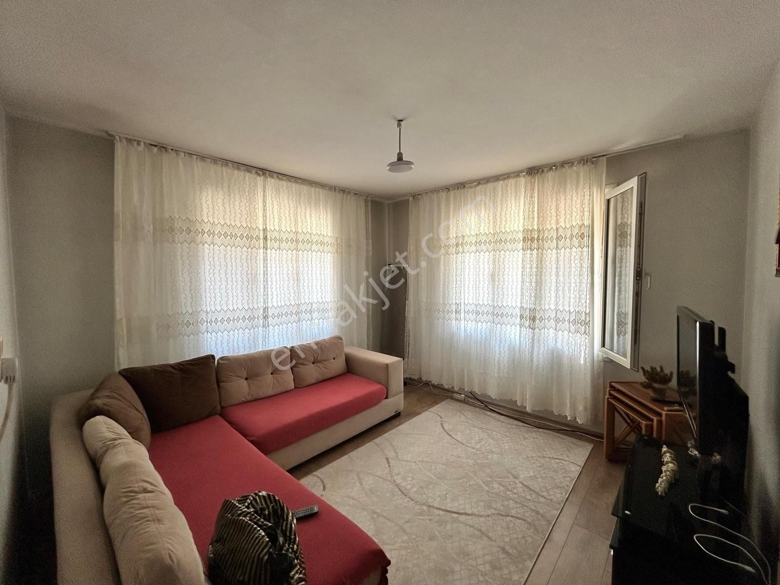 Rng' Den Kışla Mah. 2,5 Katlı Komple Satılık Müstakil Ev - Görsel 10