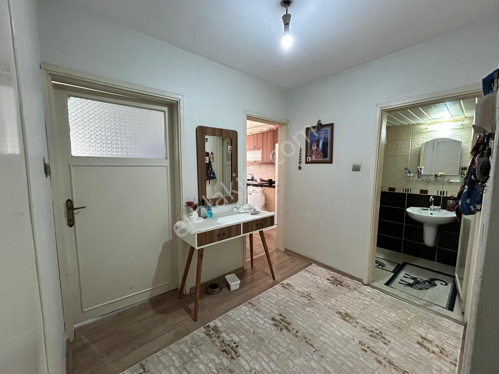 Rng' Den Kışla Mah. 2,5 Katlı Komple Satılık Müstakil Ev - Görsel 19