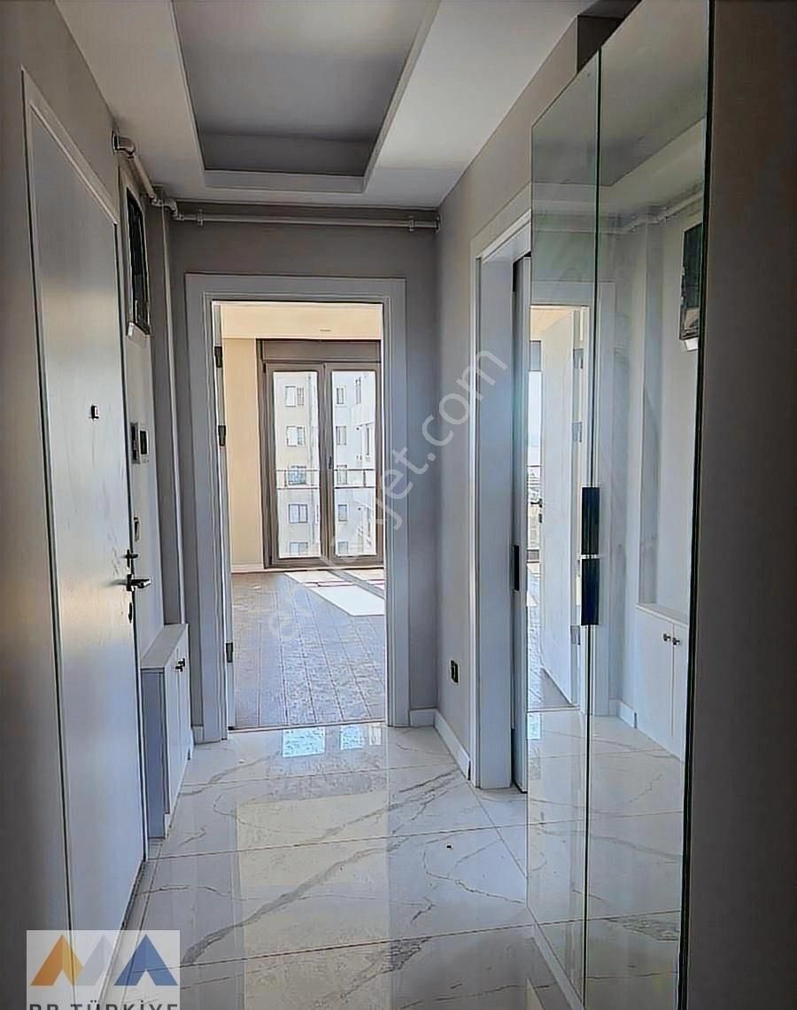 Bostancı Çatalçeşme'de Nezih Sitede Sıfır Satılık 3+1 Daire - Görsel 7