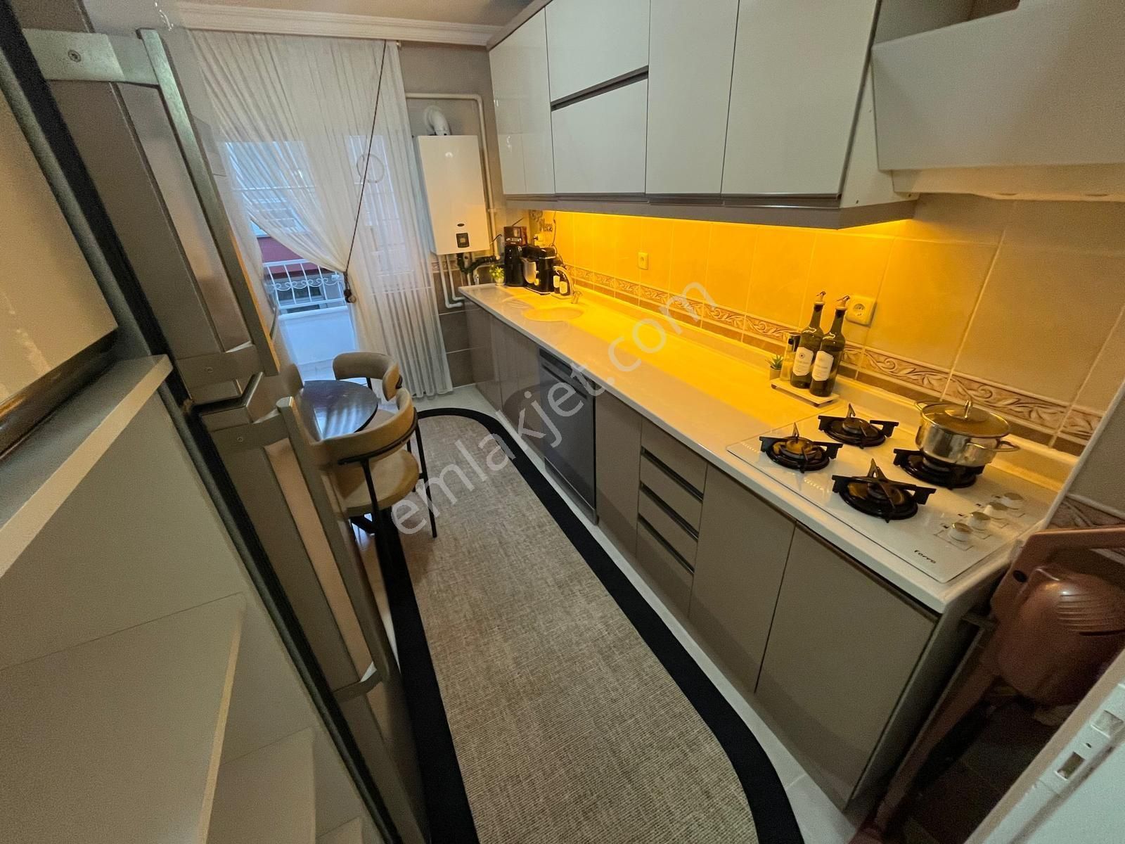 Başak Mah 3+1 Caddeye Yakın Masrafsız Daire - Görsel 11