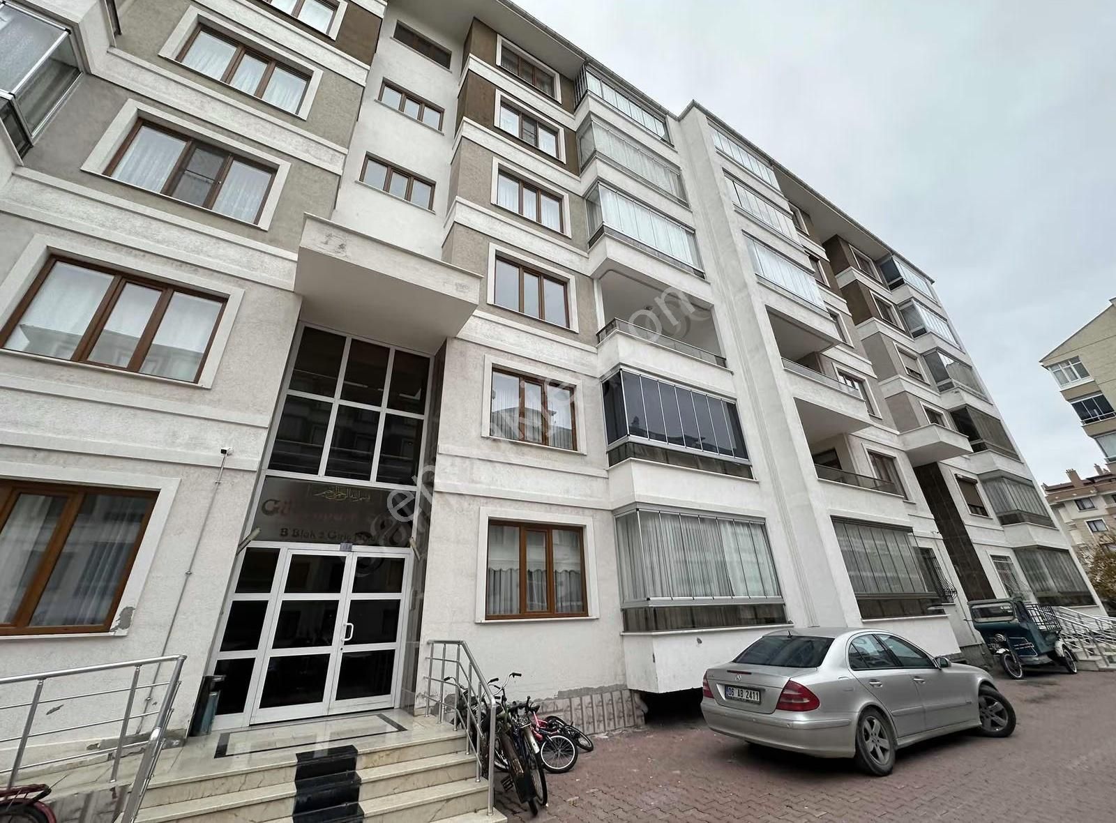 Karakayış Caddesi Güvenpark Siteleri 3+1 Arakat Kiralık - Görsel 9