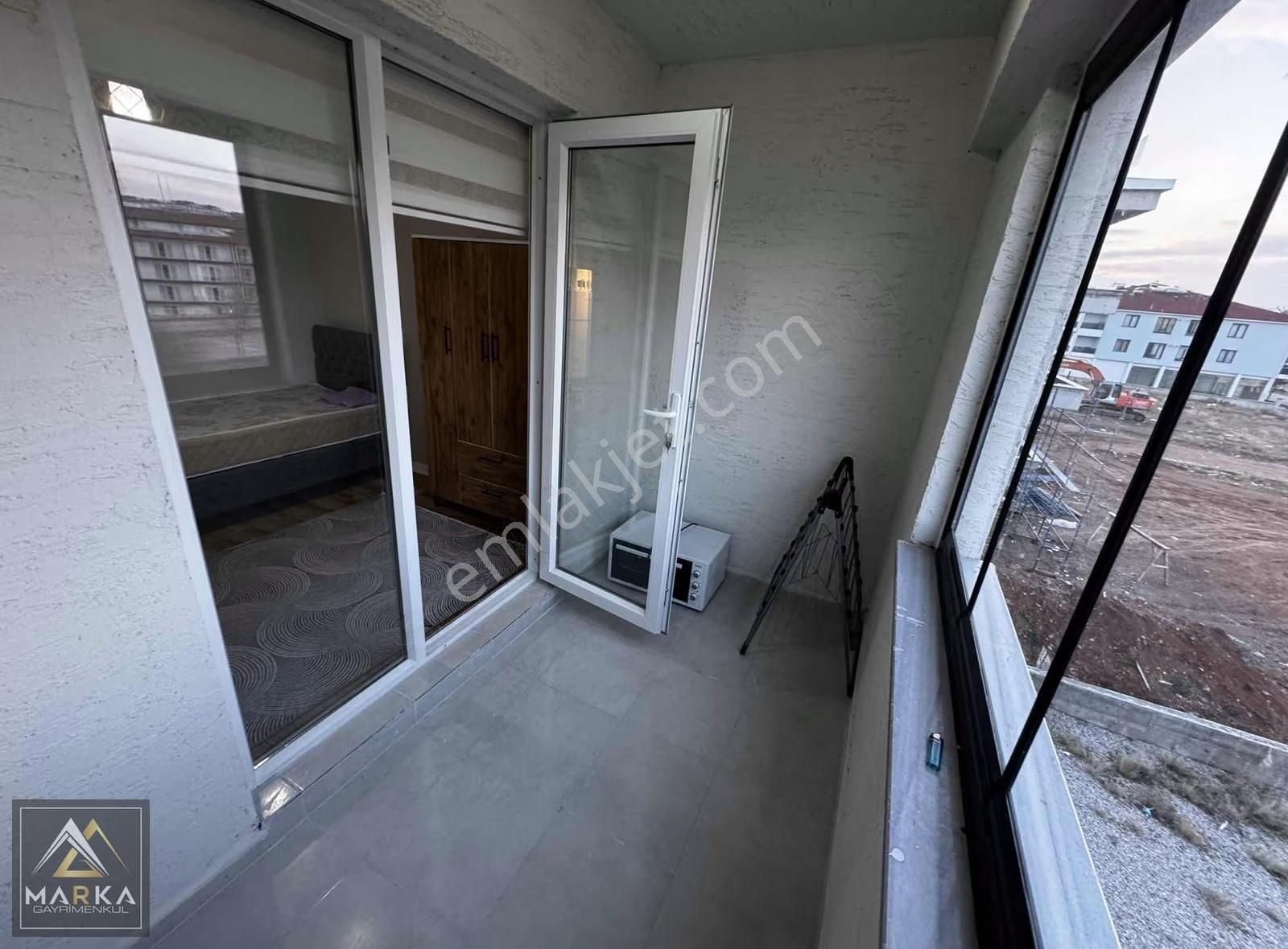 Marka Gayrimenkul'den Dpü Karşısında Eşyalı Lüks 1+1 Kiralık - Görsel 8